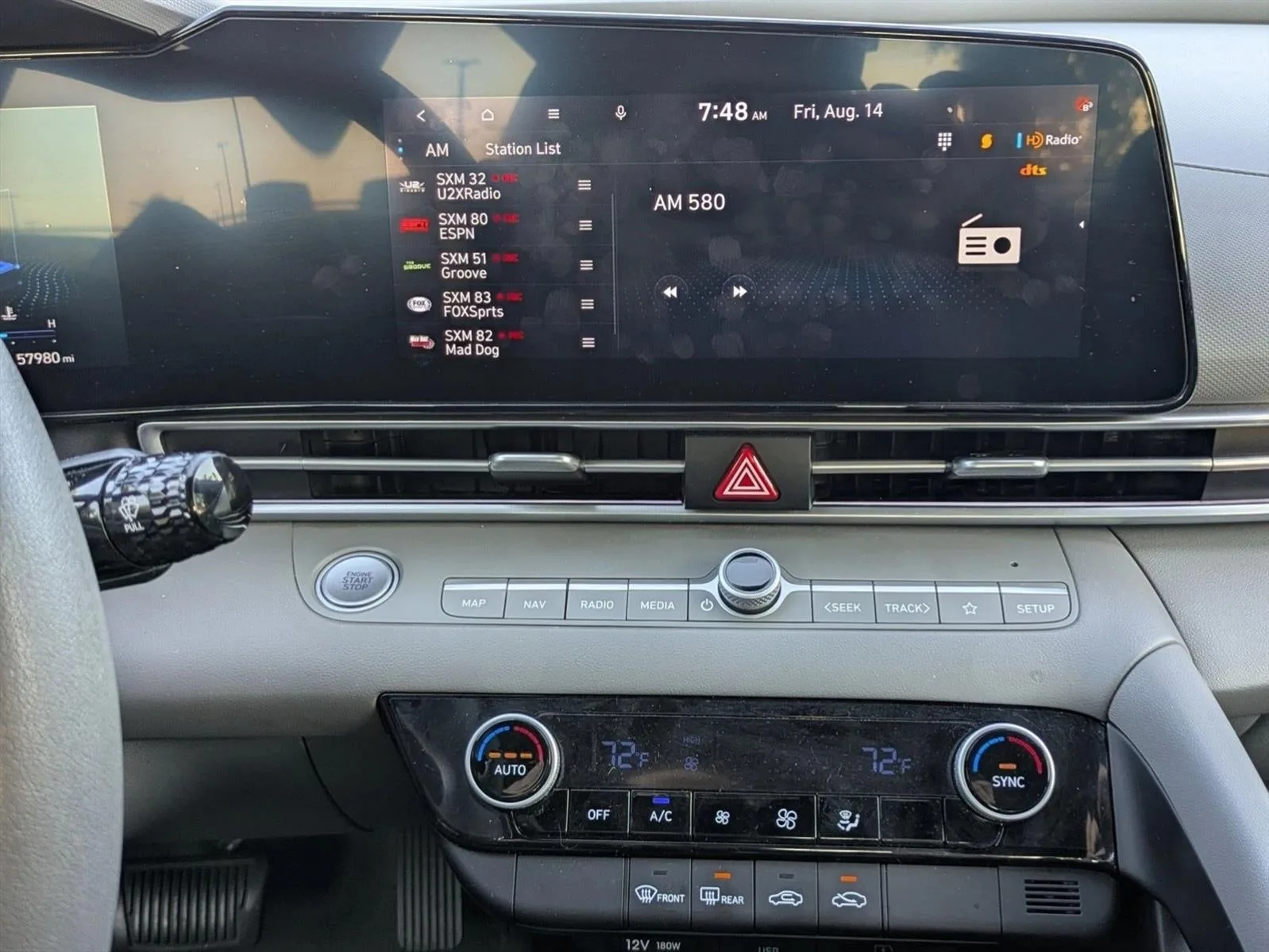 2024 Hyundai ELANTRA SEL IVT photo 12