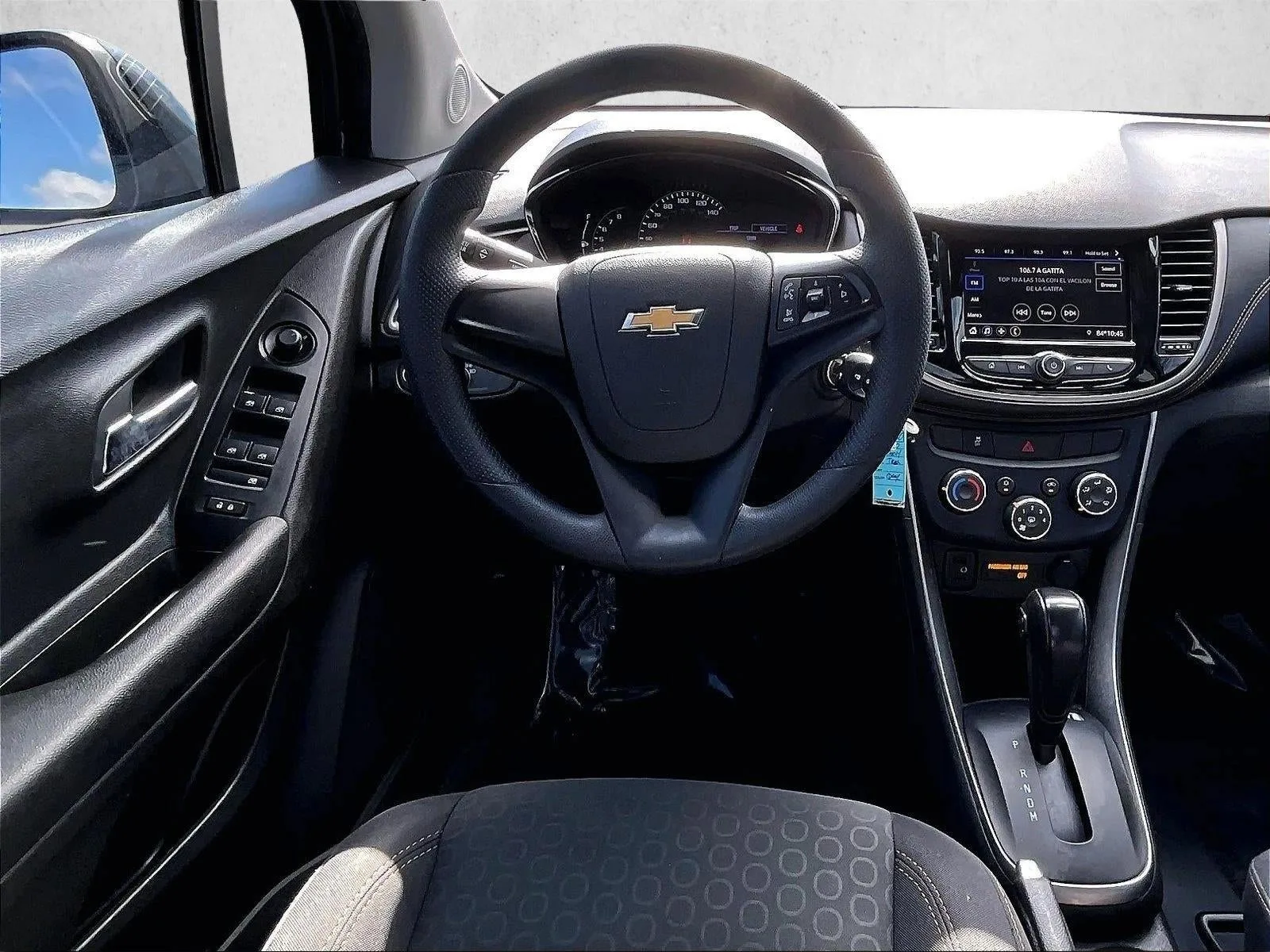 2020 Chevrolet Trax LS photo 7