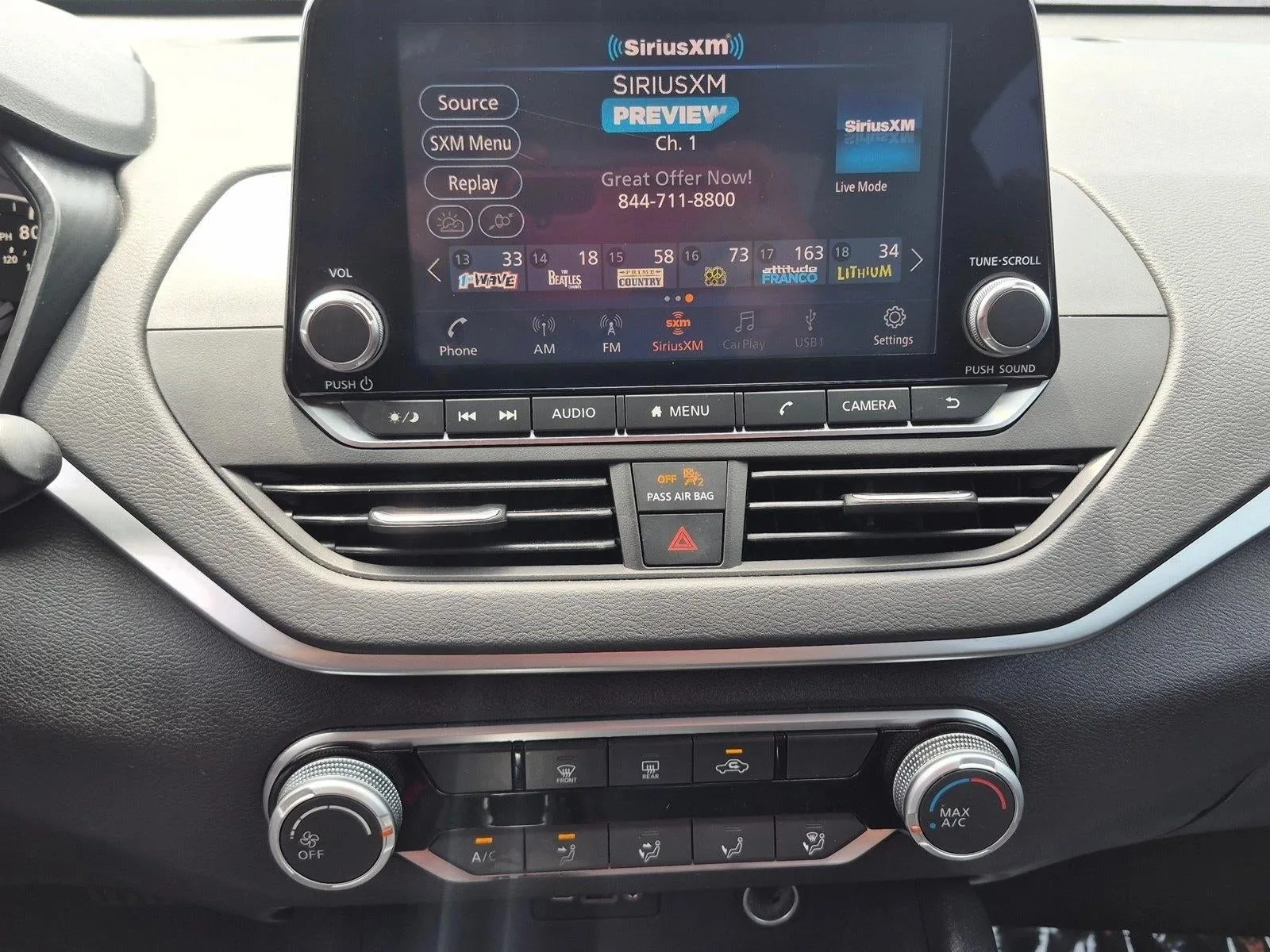 2022 Nissan Altima 2.5 SV Sedan photo 12