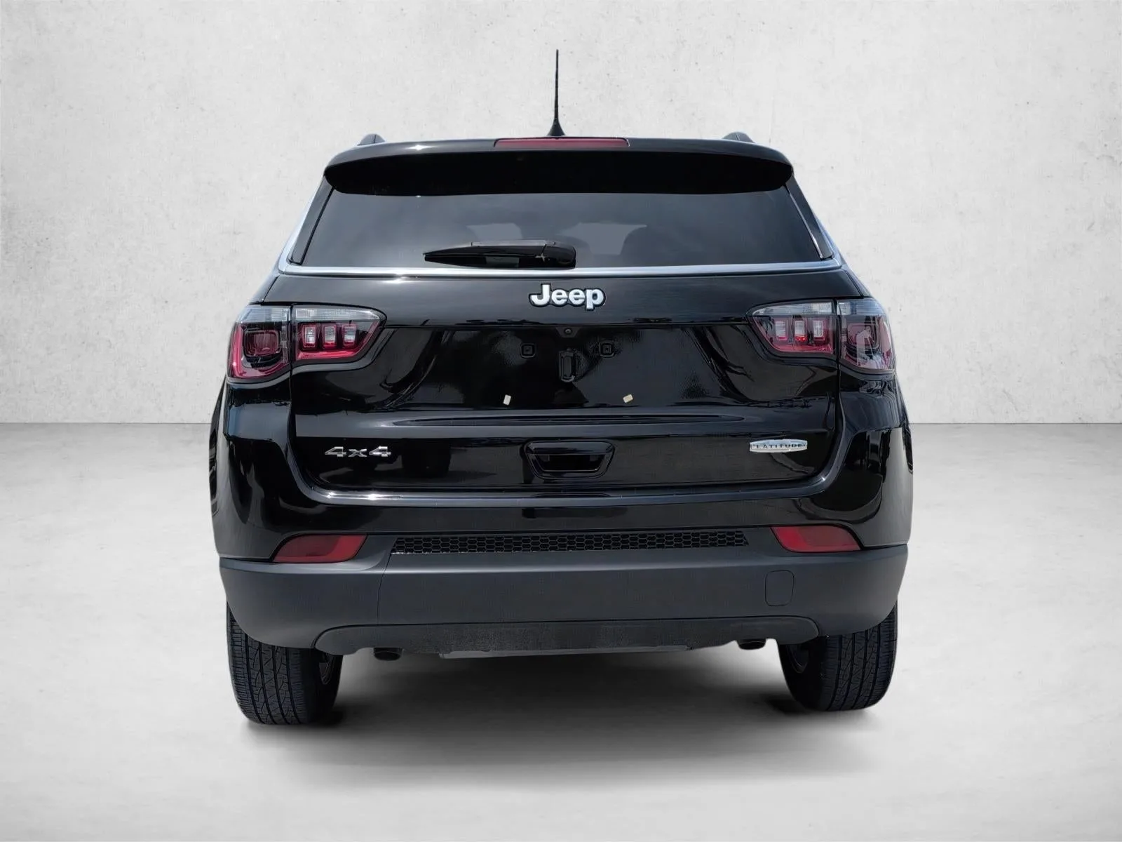 2025 Jeep Compass Latitude 4x4 photo 4