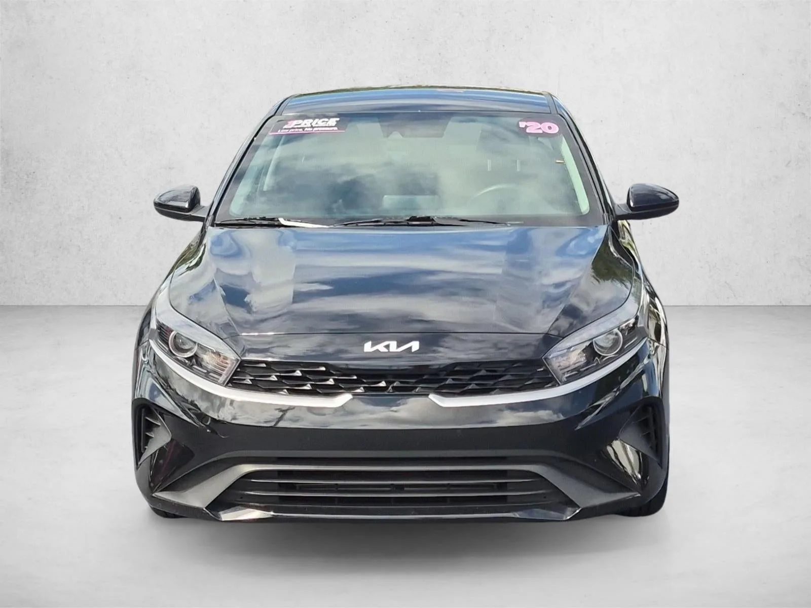 2024 Kia Forte LXS photo 2