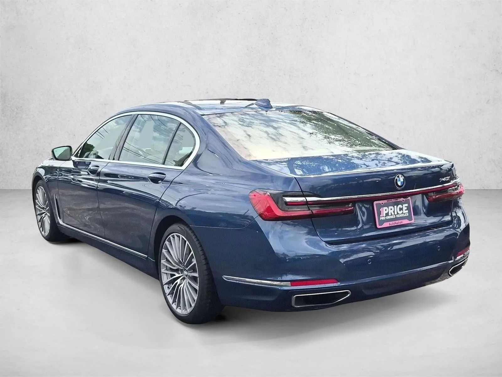 2022 BMW 740 i photo 8