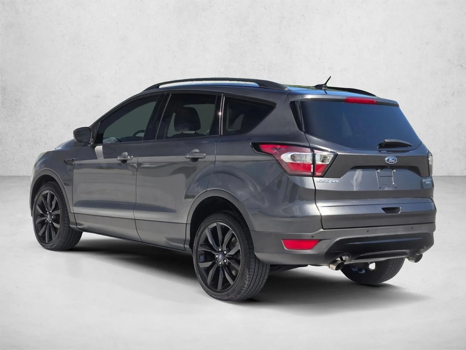 2017 Ford Escape Titanium 4WD photo 8