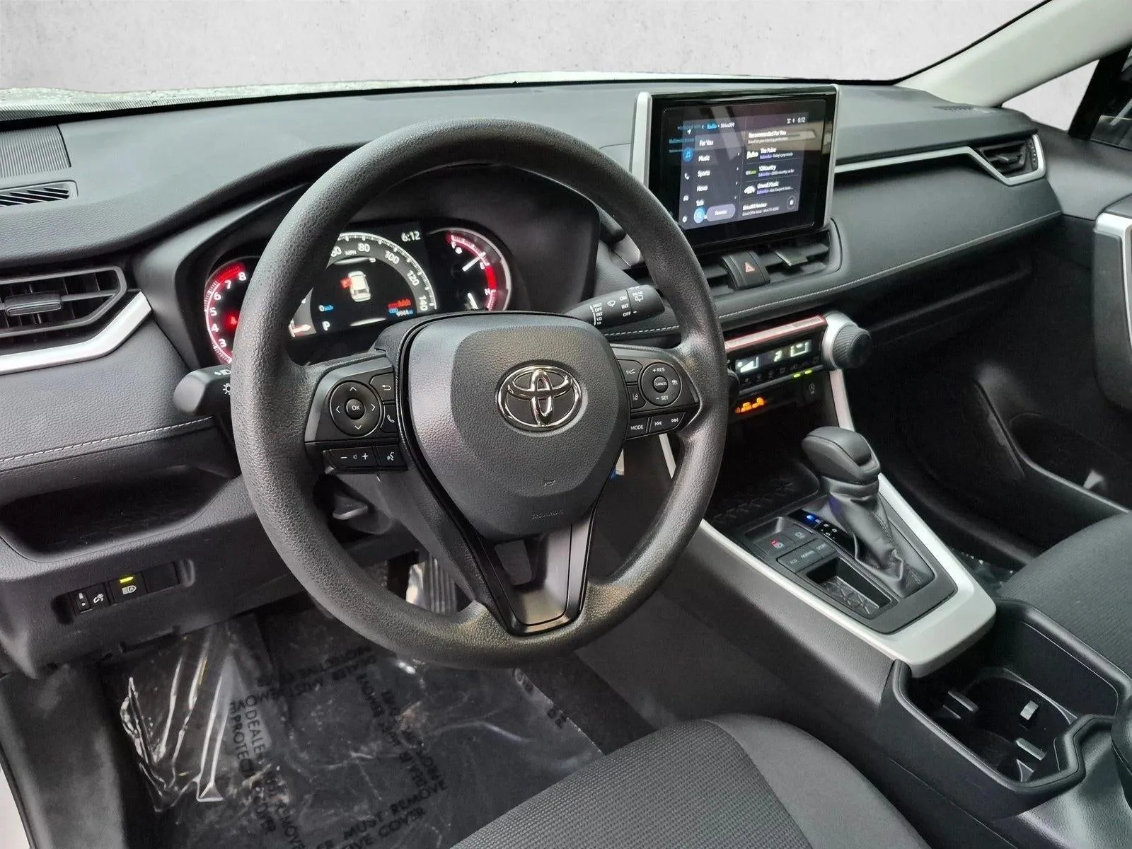 2025 Toyota RAV4 LE photo 10