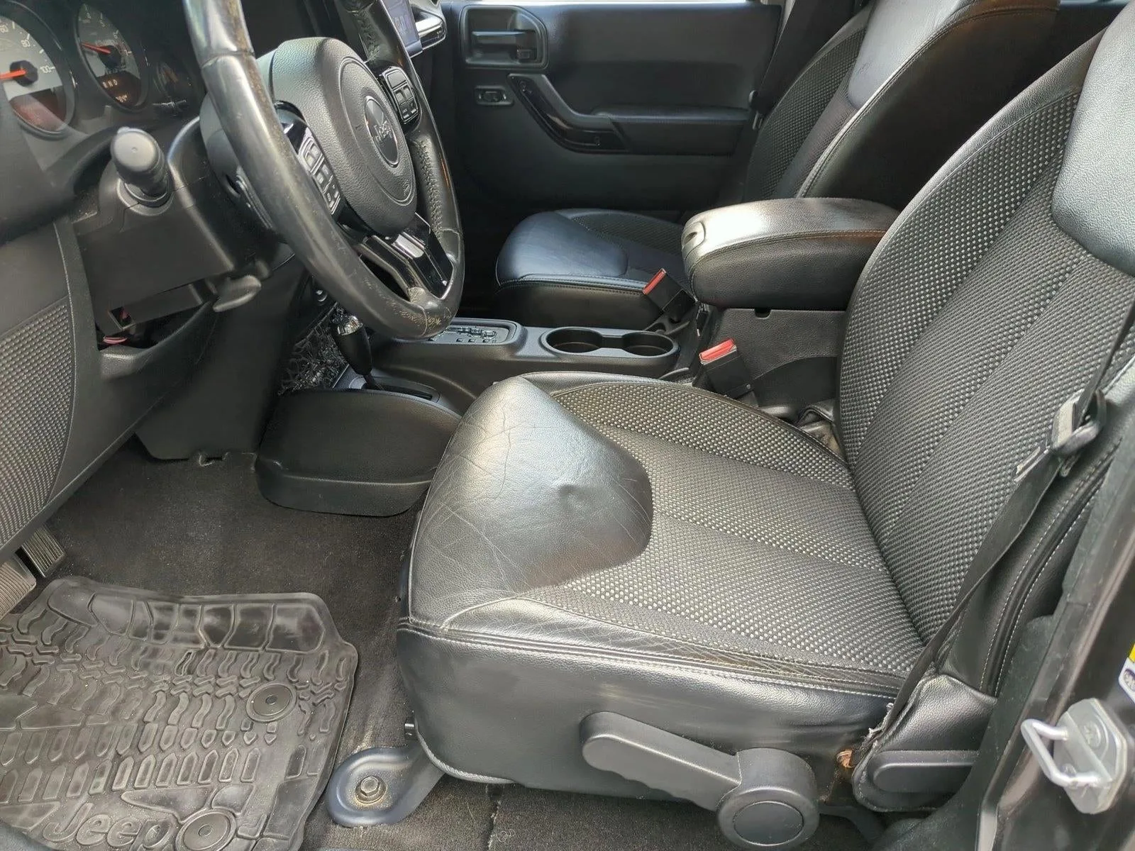 2016 Jeep Wrangler Unlimited 4WD 4dr Backcountry *Ltd Avail* photo 12