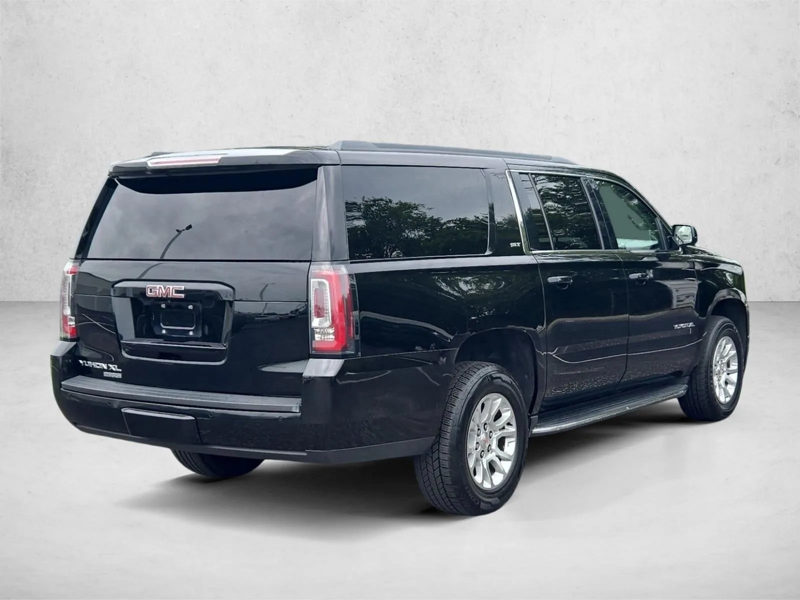 2020 GMC Yukon XL 2WD 4dr SLT photo 5