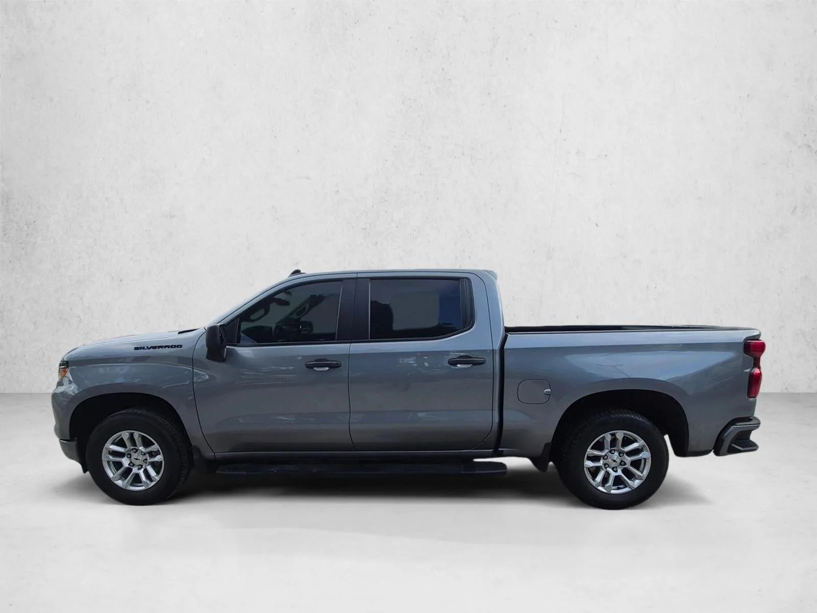 2024 Chevrolet Silverado 1500 Custom photo 5