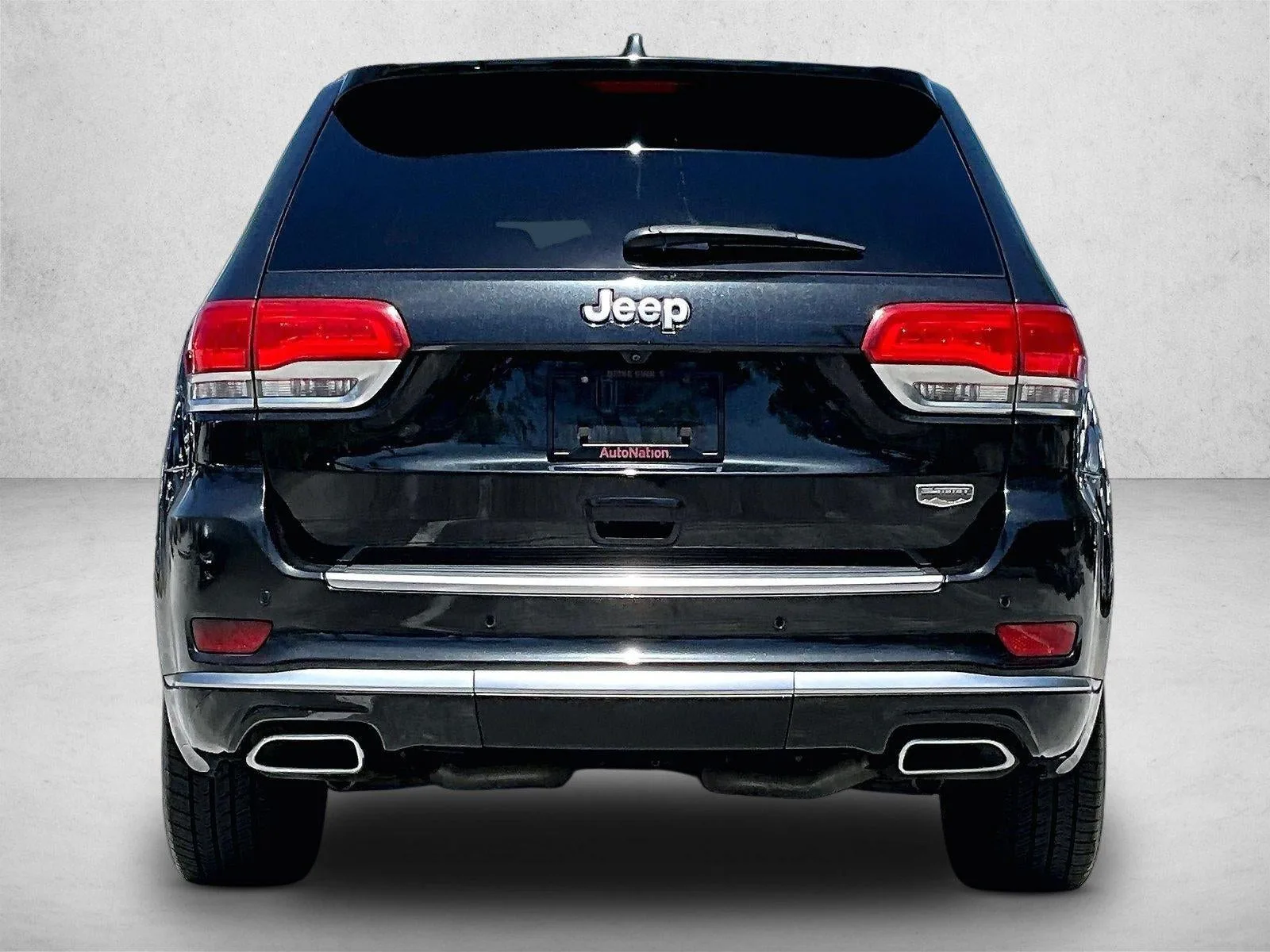 2016 Jeep Grand Cherokee RWD 4dr Summit photo 4