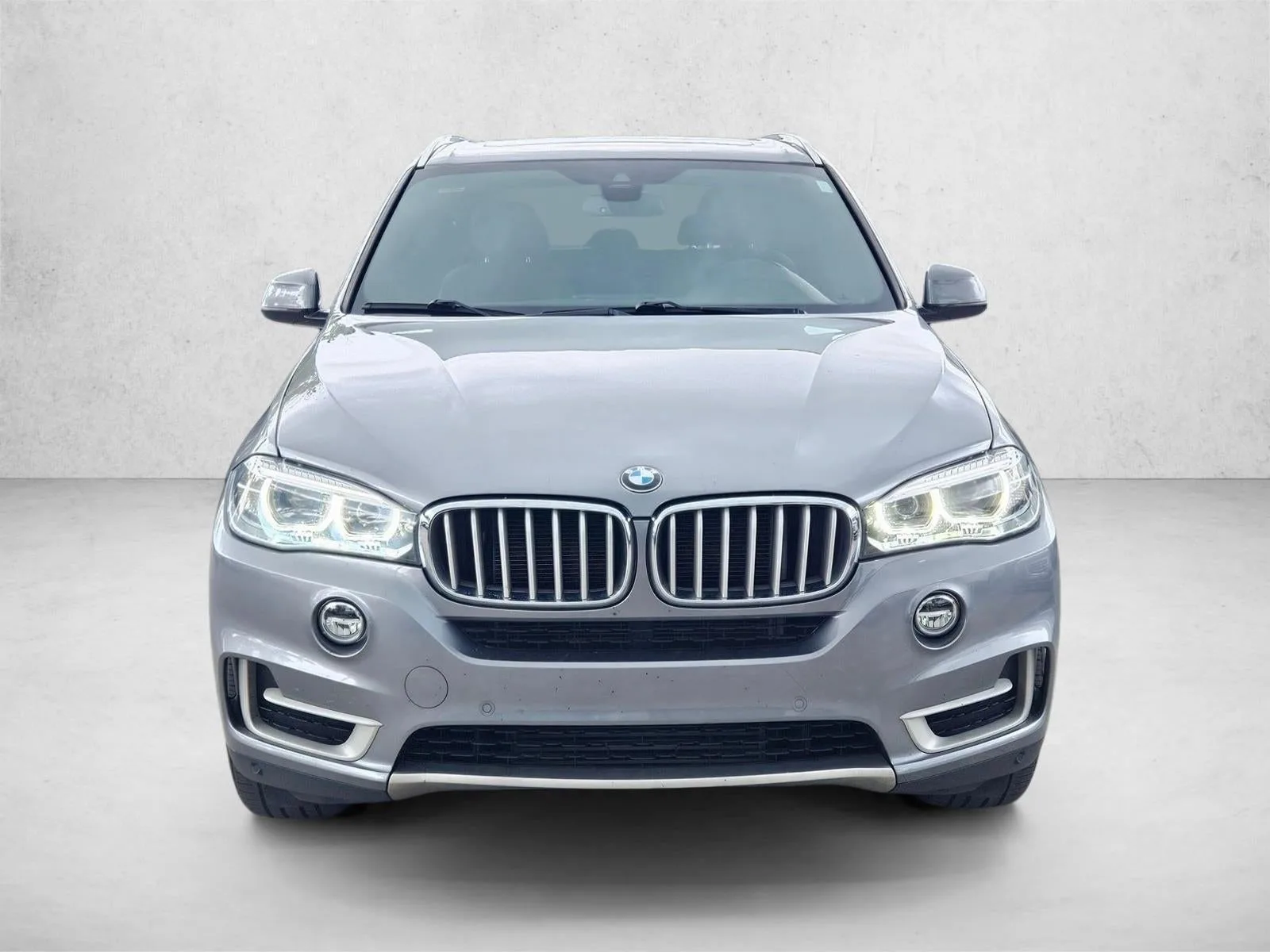 2018 BMW X5 xDrive35i Sports Activity Vehicle photo 2