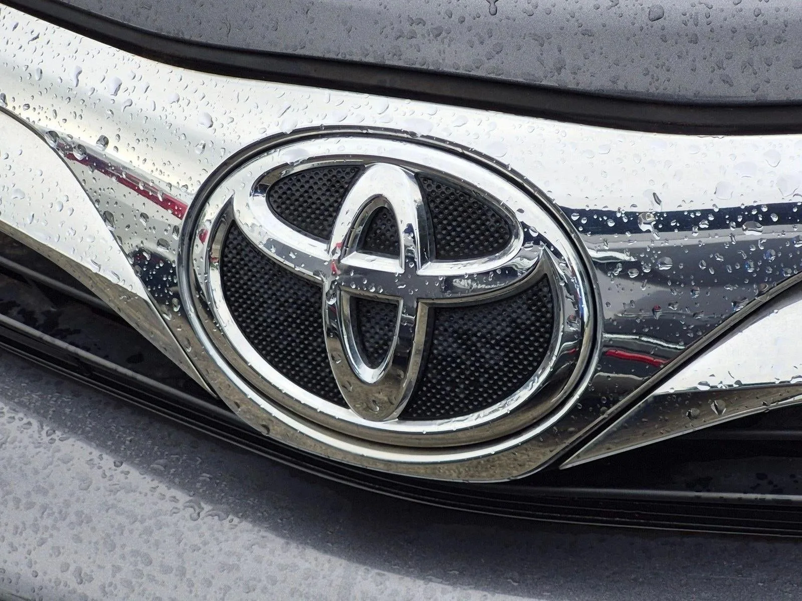 2012 Toyota Camry 4dr Sdn I4 Auto LE (Natl) photo 11