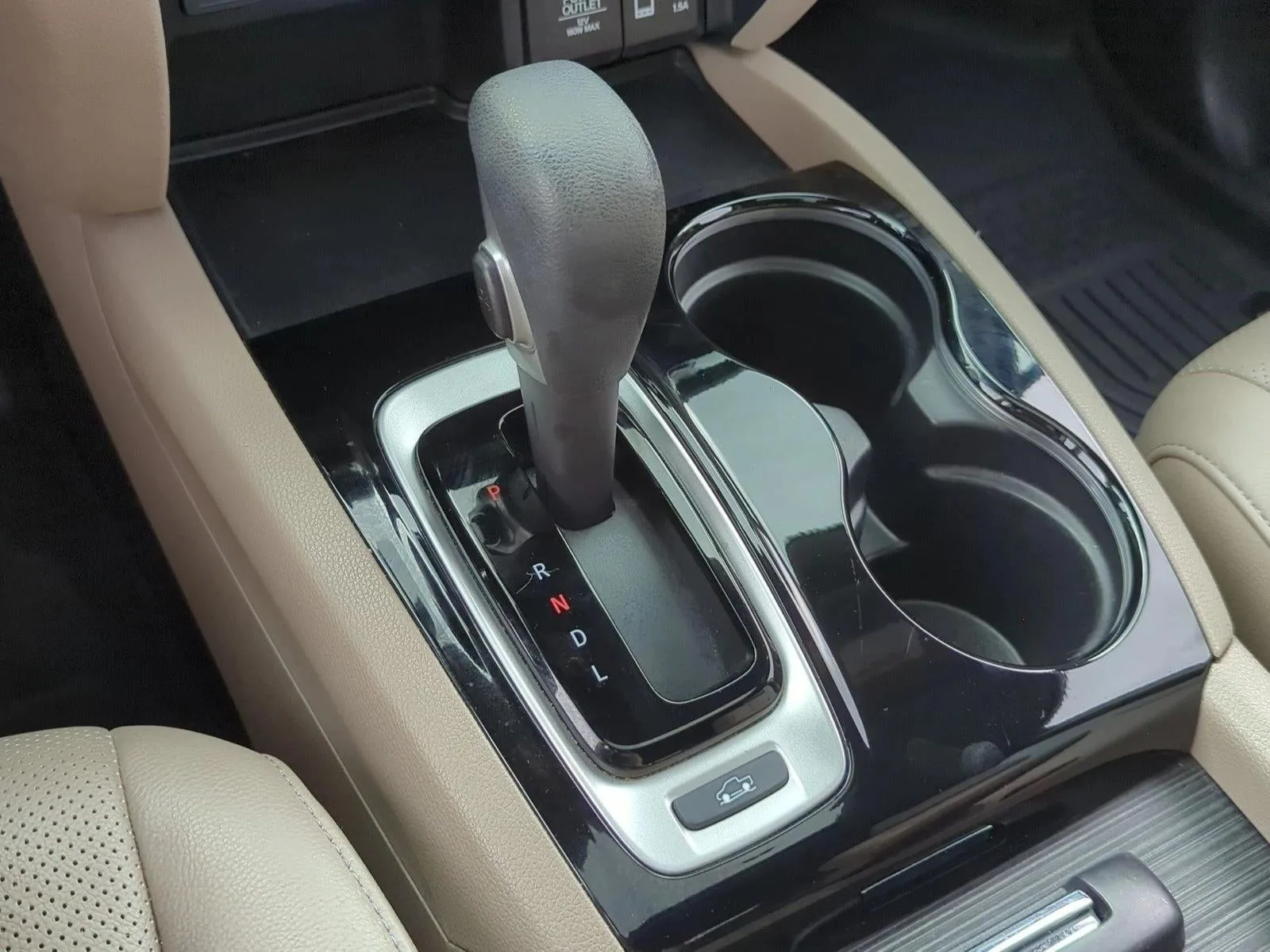 2019 Honda Ridgeline RTL-E AWD photo 12