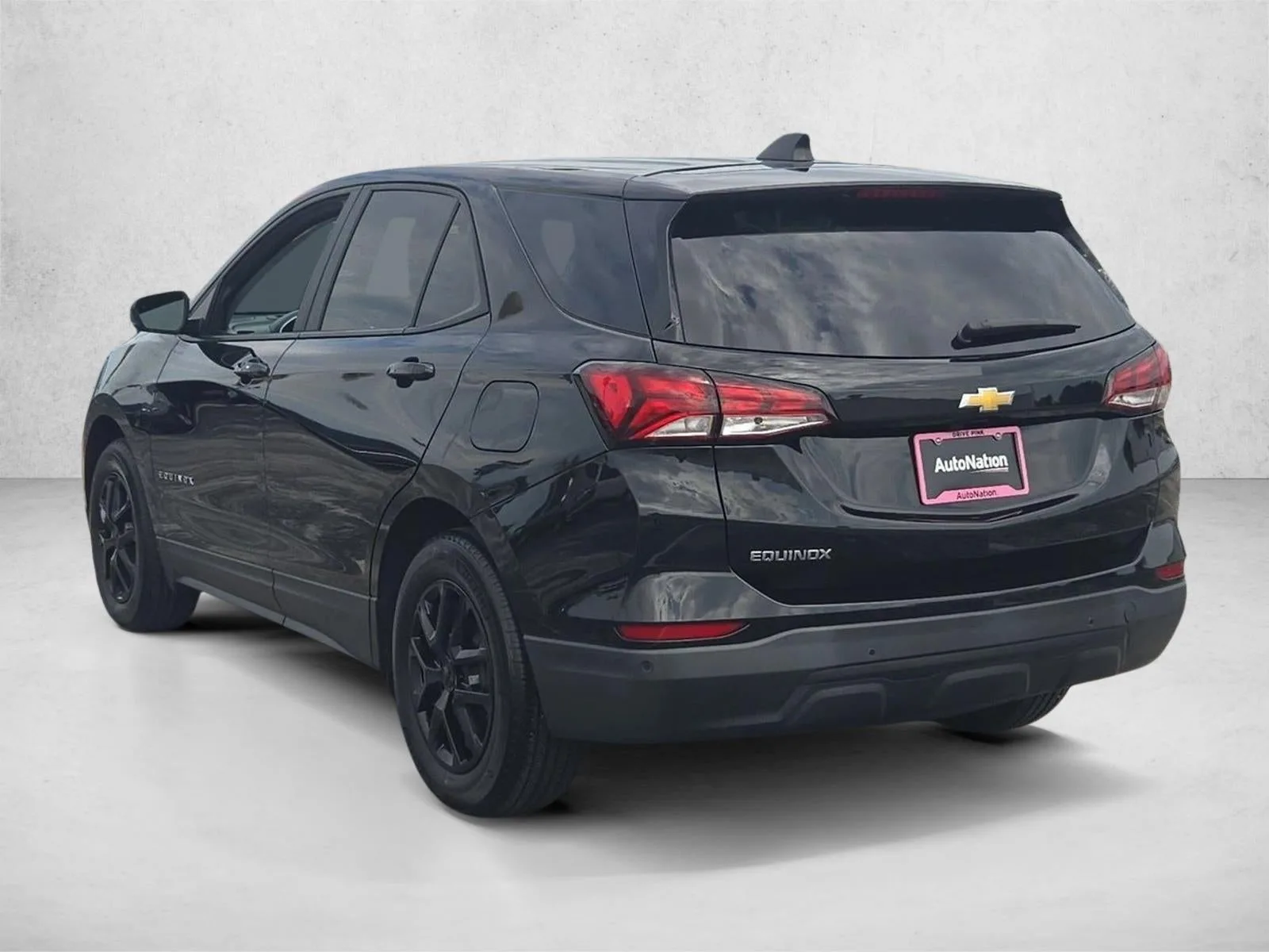2024 Chevrolet Equinox LS photo 8