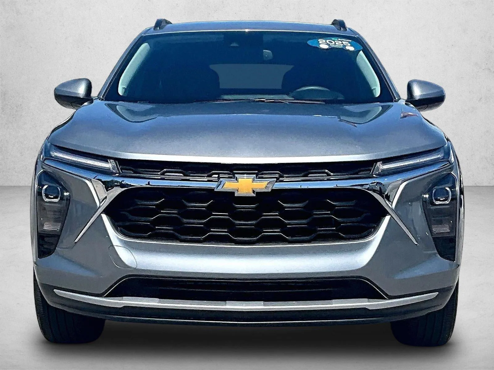 2025 Chevrolet Trax LT photo 3