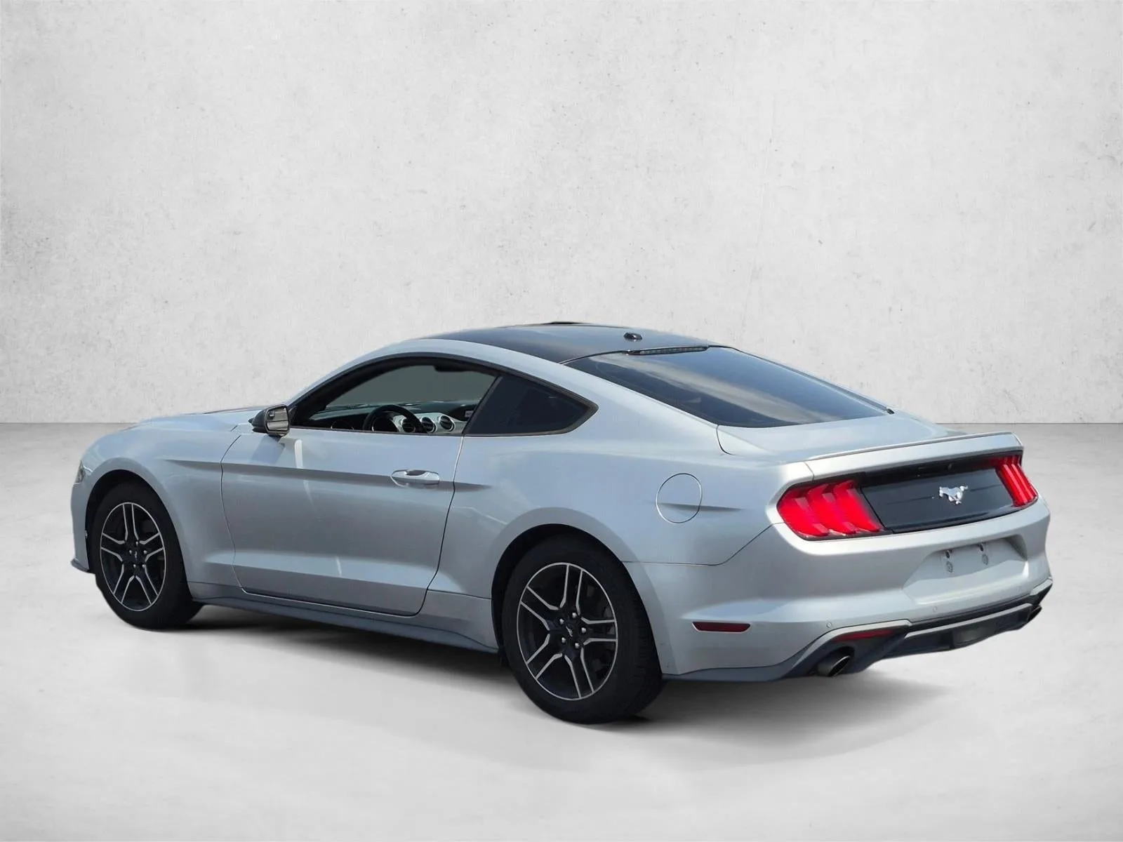 2019 Ford Mustang EcoBoost photo 7
