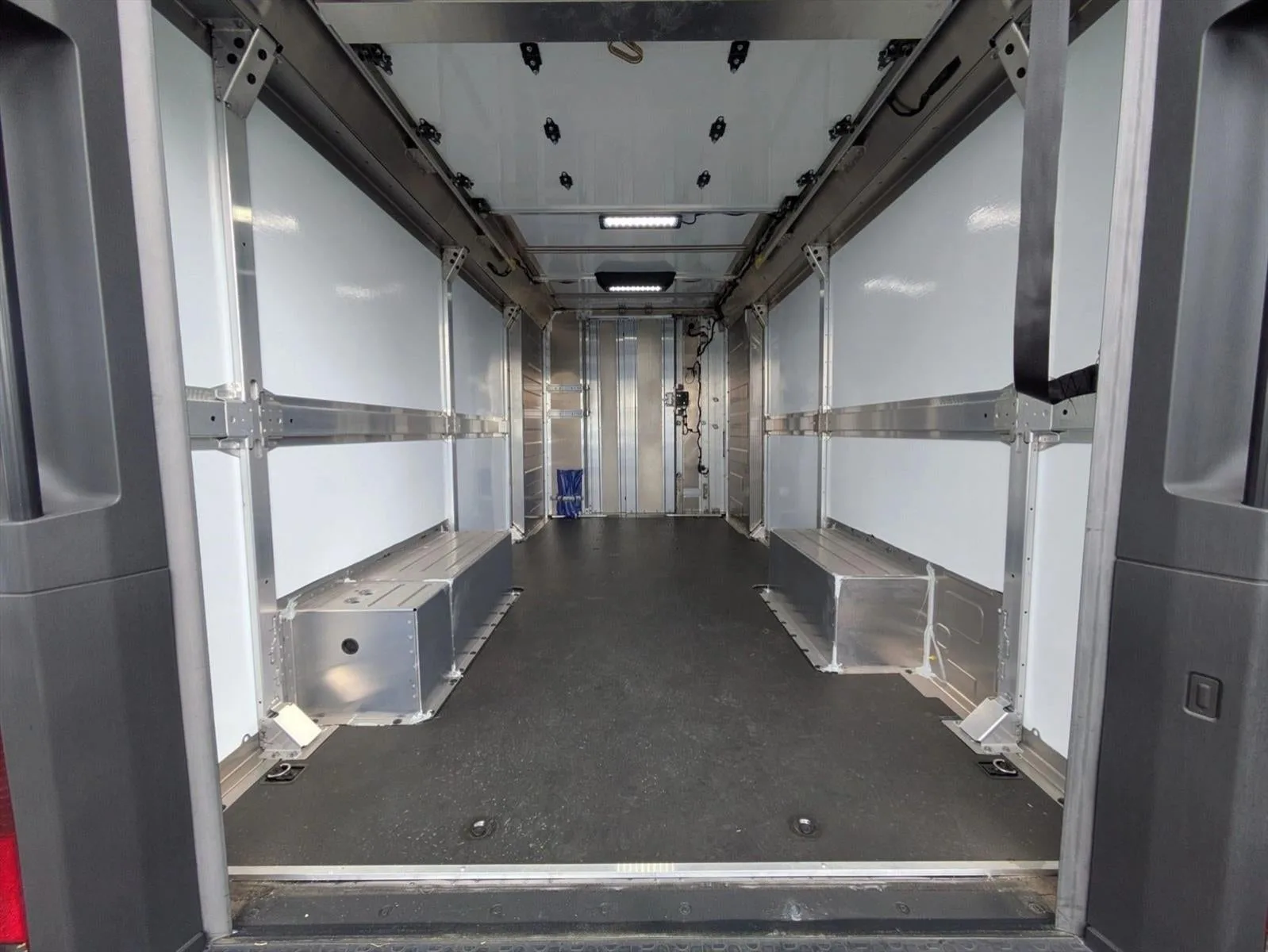 2024 BrightDrop Zevo 600 Base photo 6