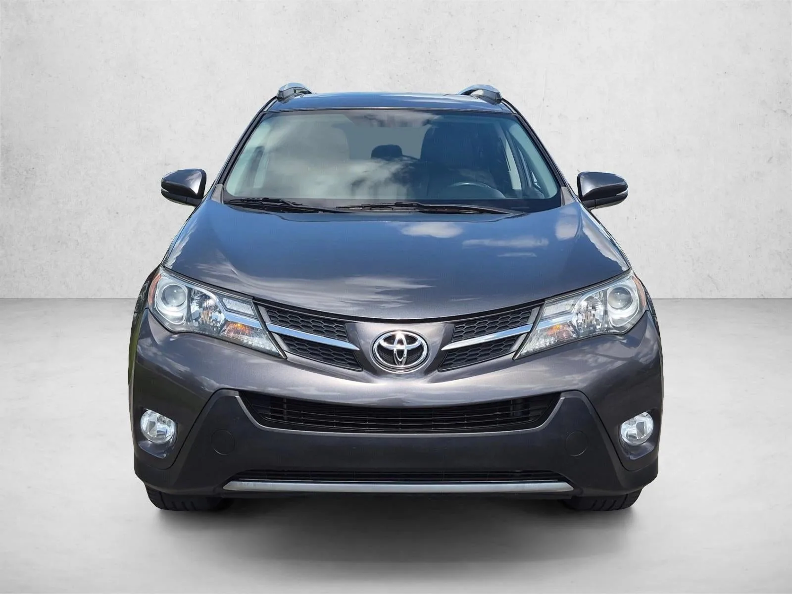 2015 Toyota RAV4 FWD 4dr Limited (Natl) photo 2
