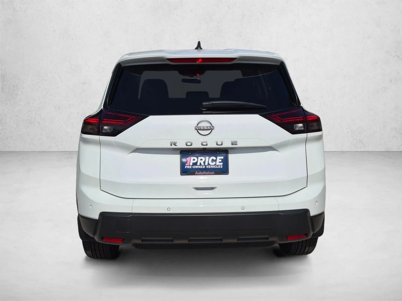 2025 Nissan Rogue FWD S photo 6