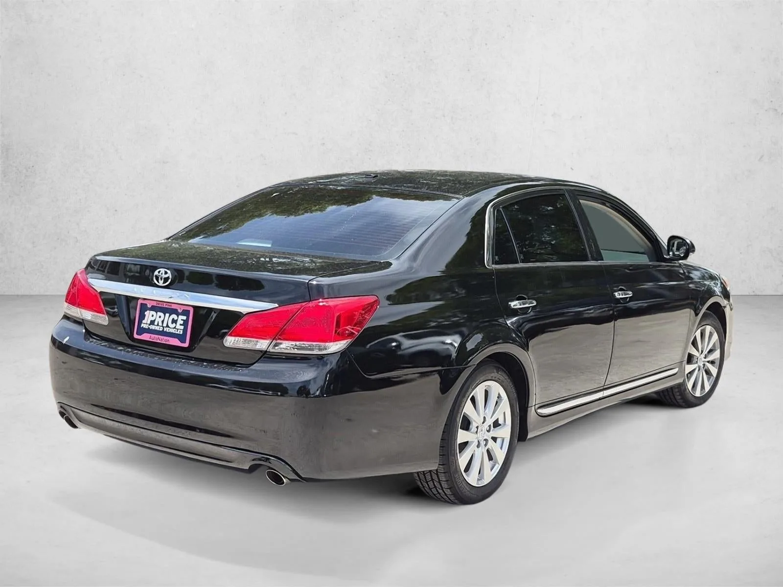 2011 Toyota Avalon Limited photo 5