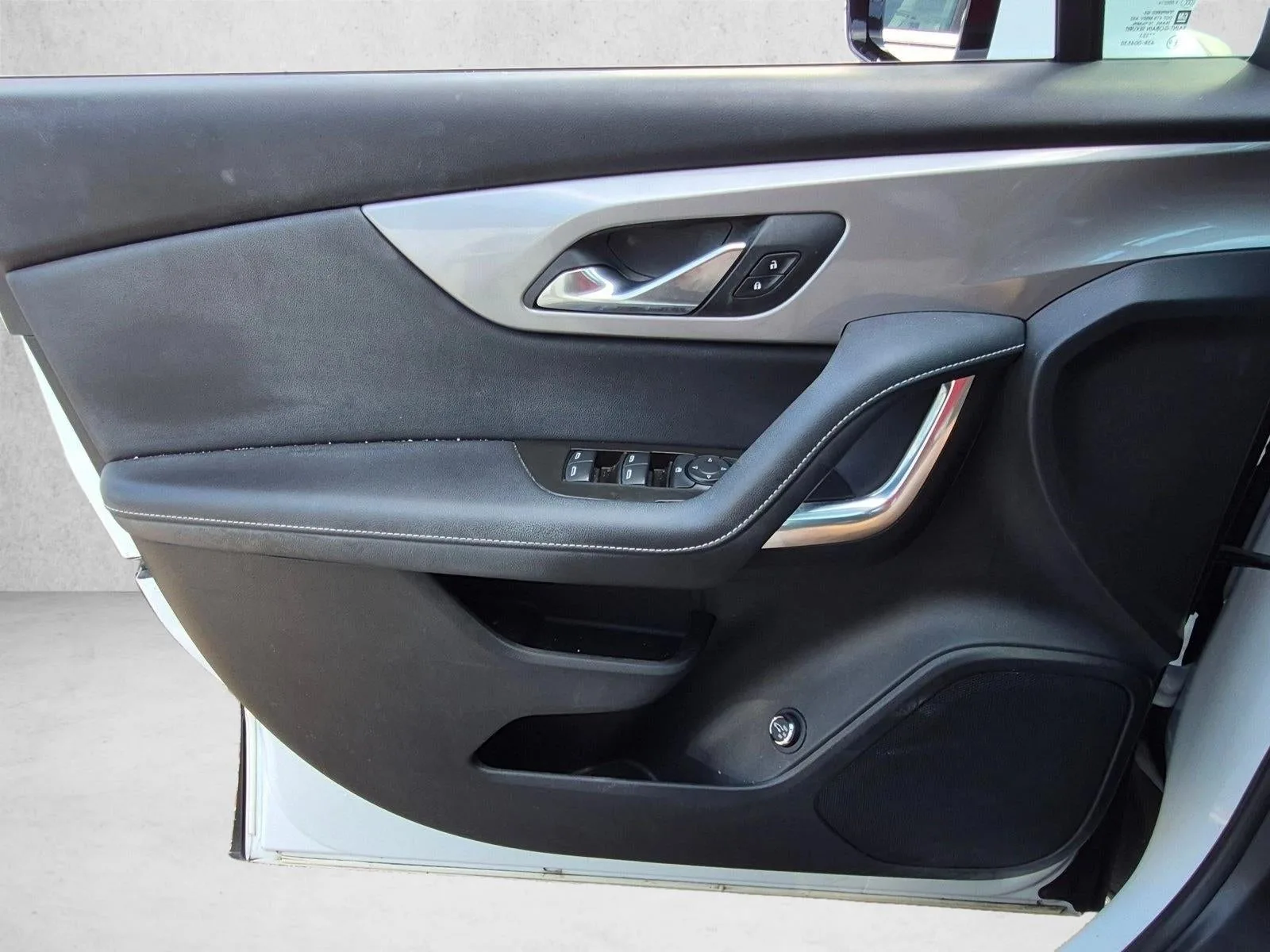 2023 Chevrolet Blazer LT photo 12