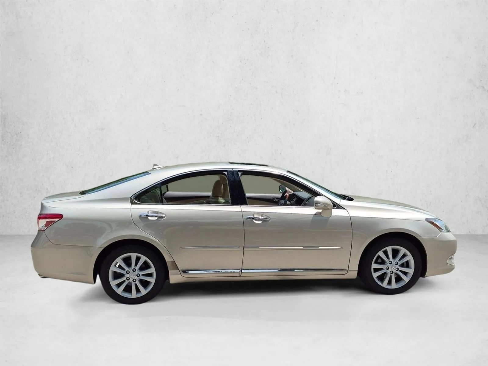 2011 Lexus ES 350 4dr Sdn photo 4