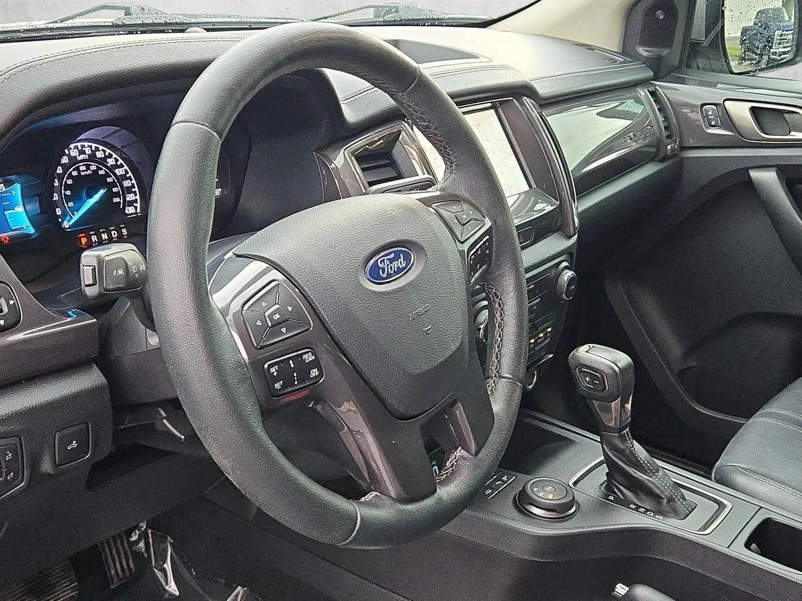 2019 Ford Ranger LARIAT 4WD SuperCrew 5' Box photo 10