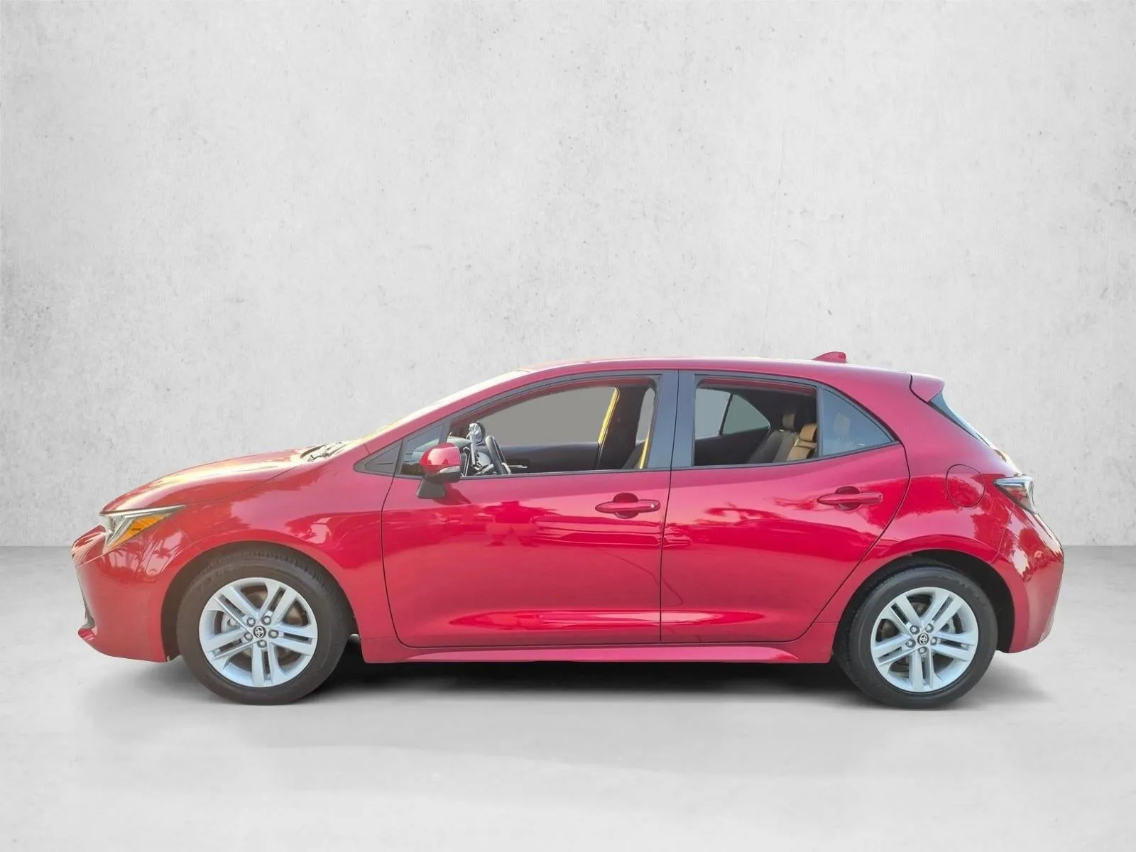 2022 Toyota Corolla Hatchback SE CVT (Natl) photo 8
