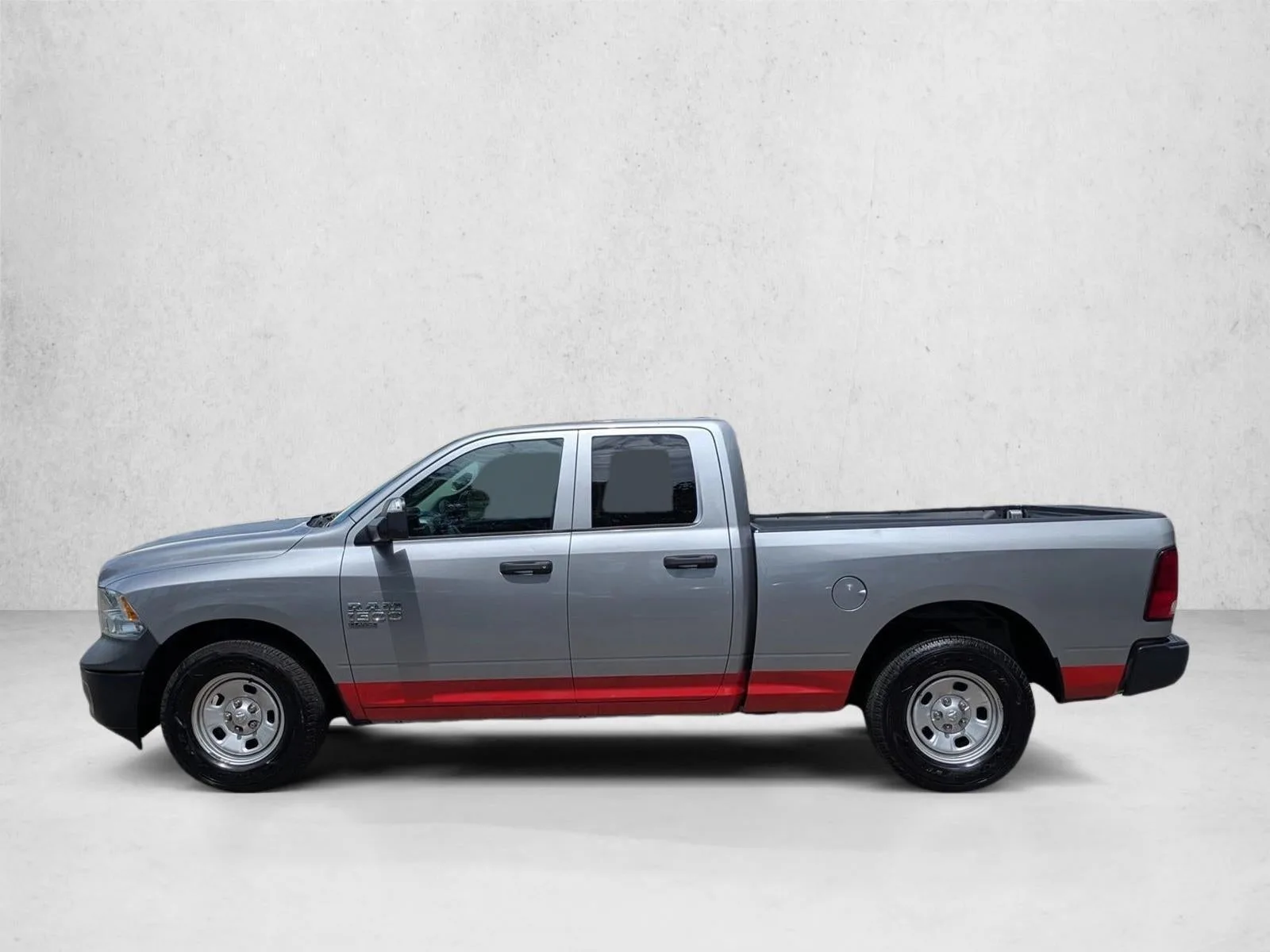 2021 RAM 1500 Classic Tradesman 4x2 Quad Cab 6'4" Box photo 8