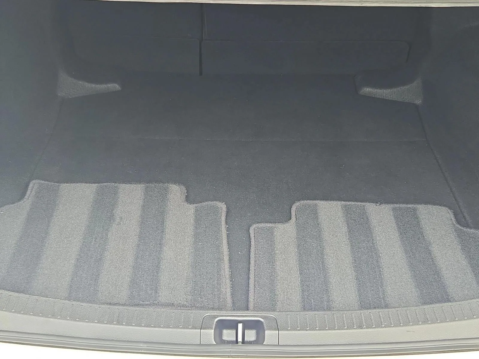 2023 Toyota Corolla SE CVT (Natl) photo 6