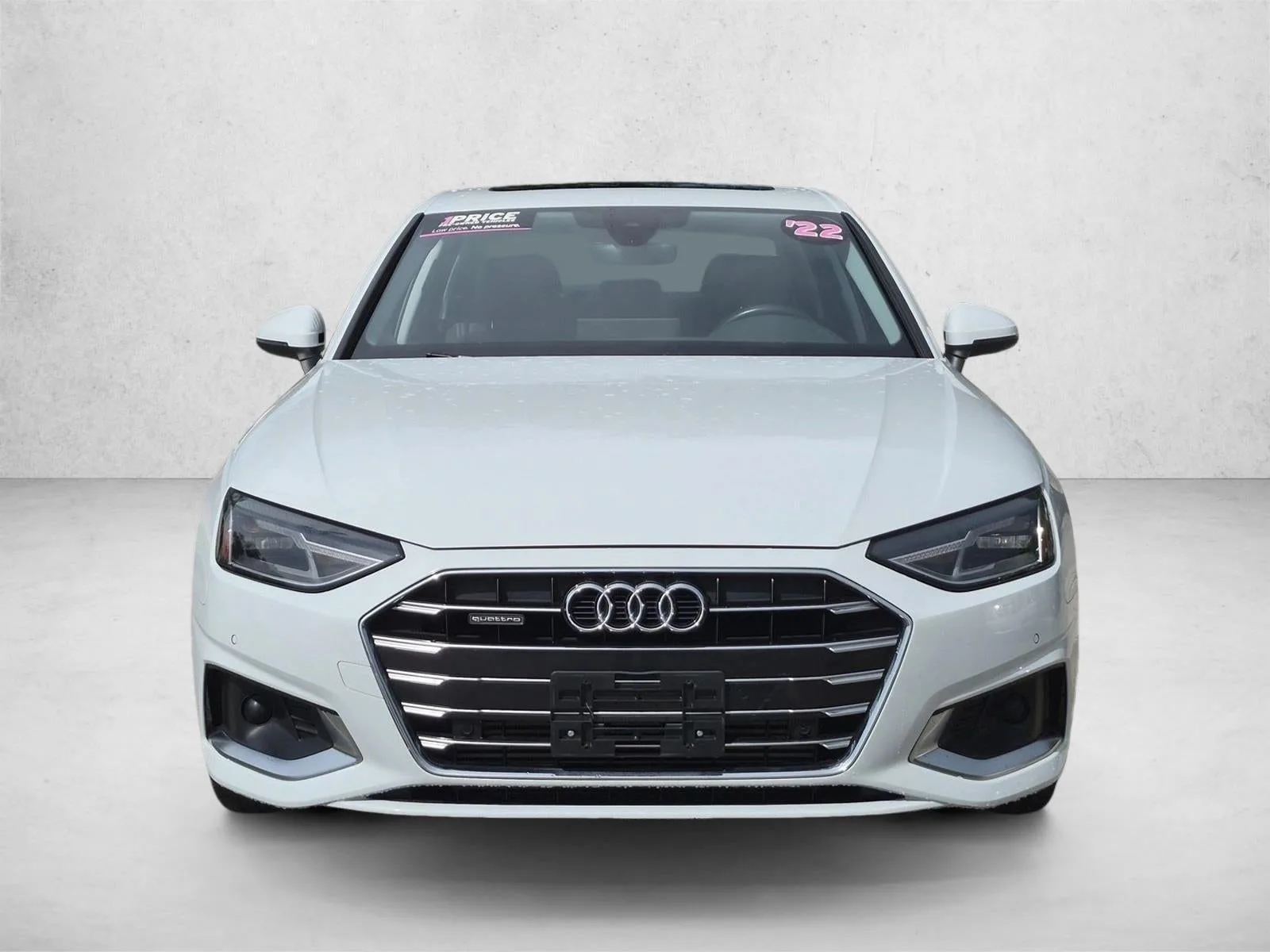 2022 Audi A4 Sedan Premium 40 TFSI quattro photo 2