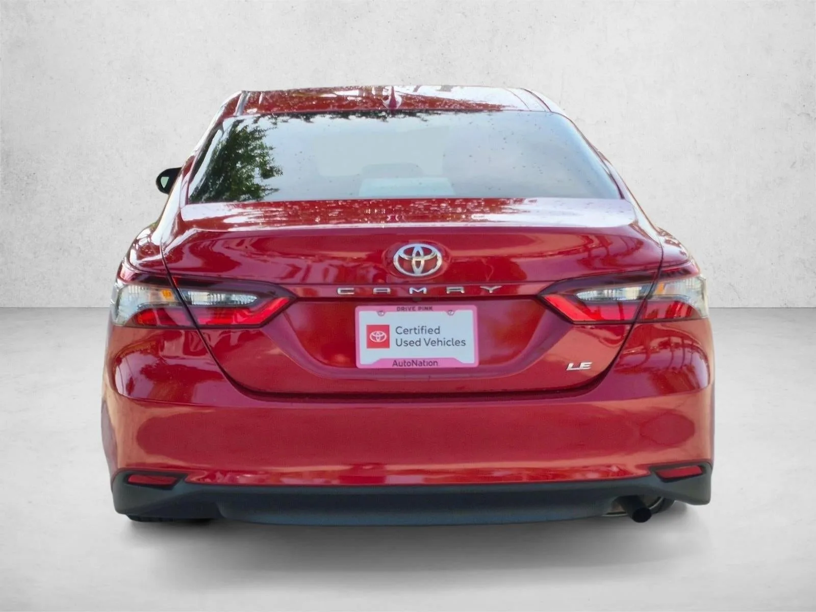 2024 Toyota Camry LE Auto (SE) photo 6