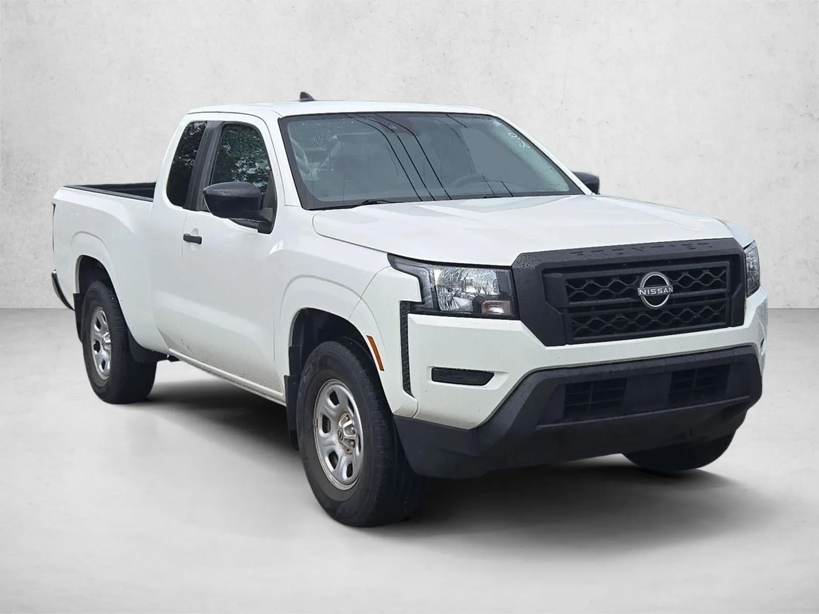 2022 Nissan Frontier S photo 3