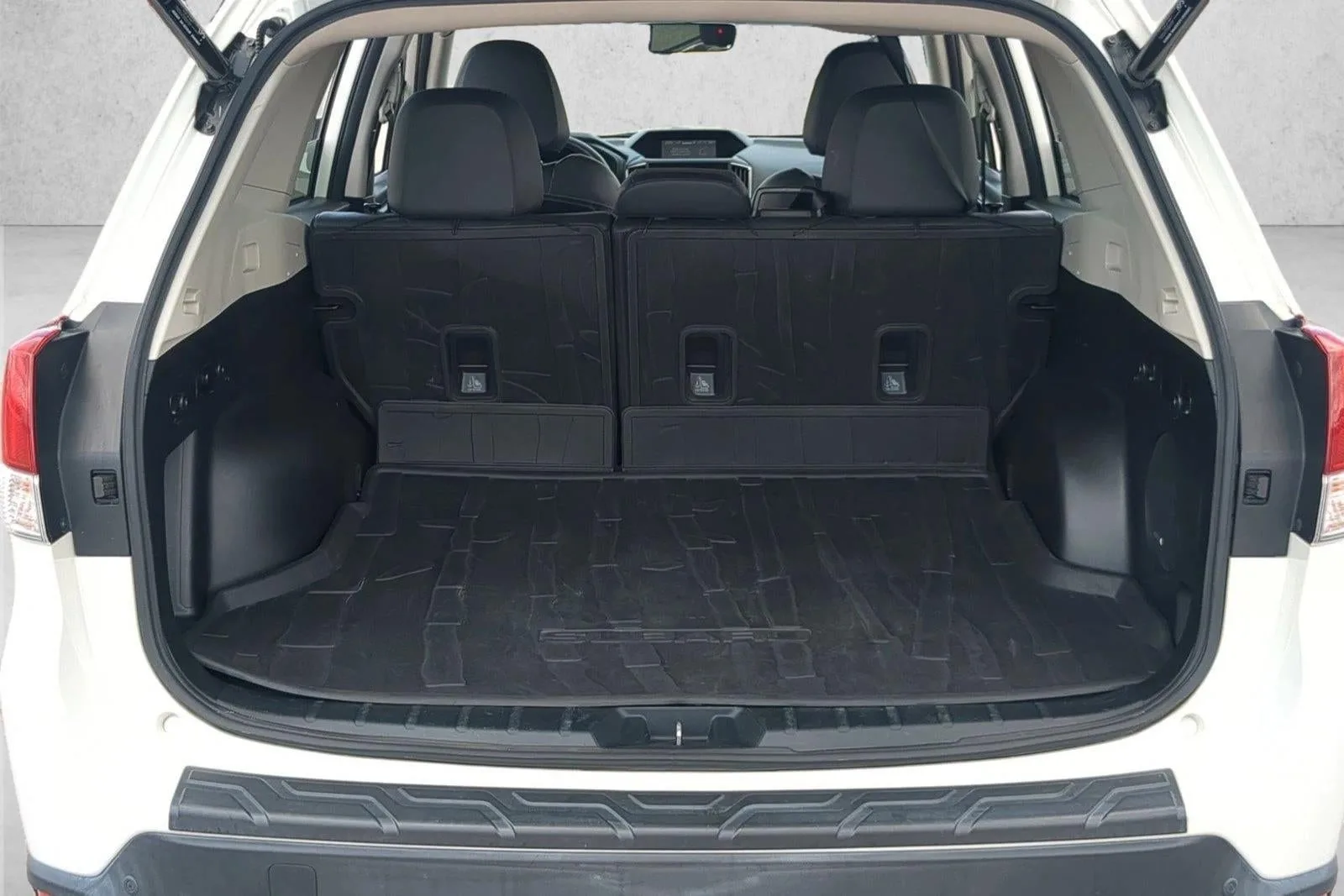 2020 Subaru Forester Limited photo 6