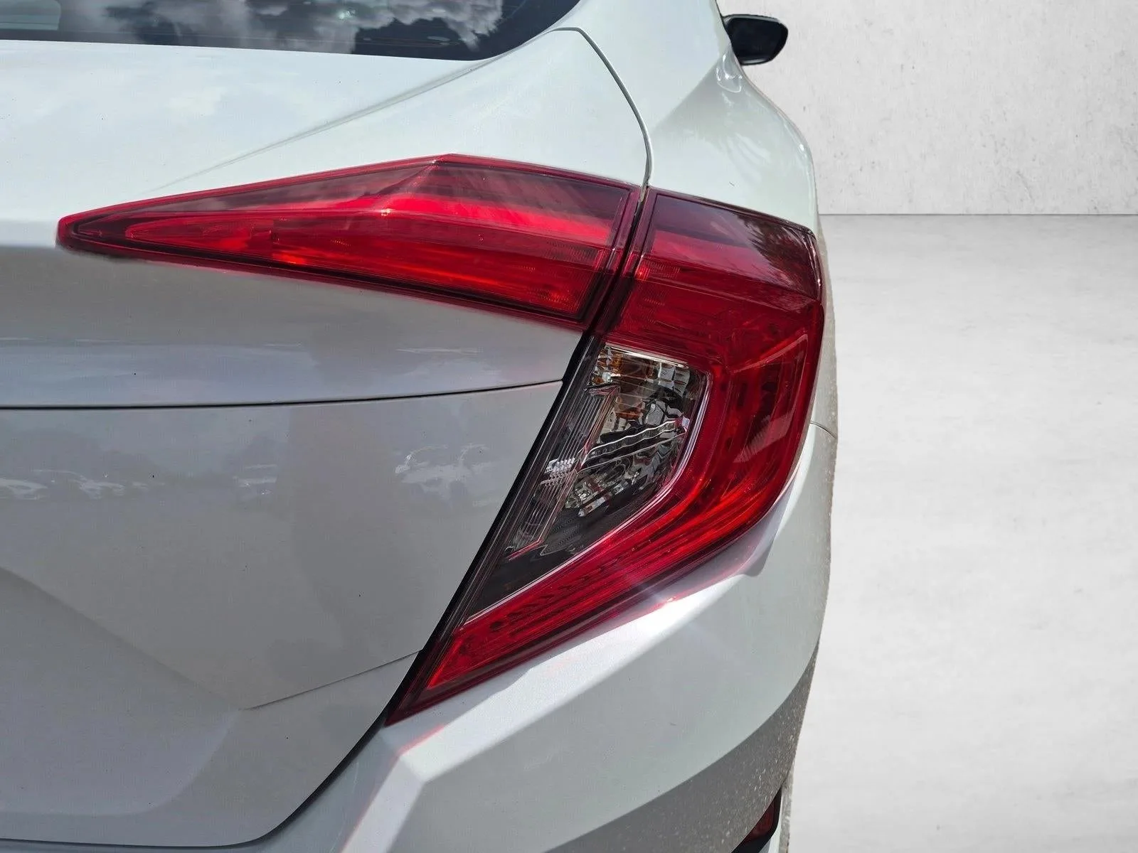 2020 Honda Civic Sedan LX CVT photo 12