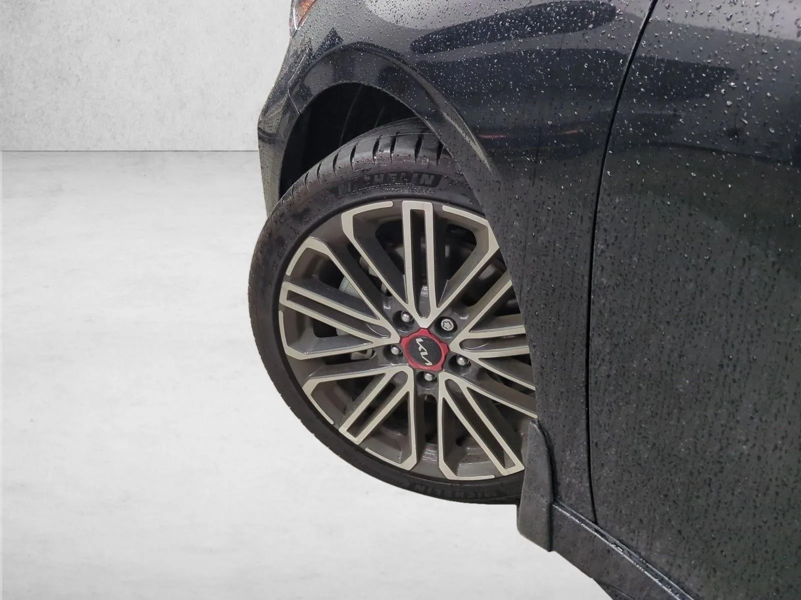 2024 Kia Forte GT Manual photo 10
