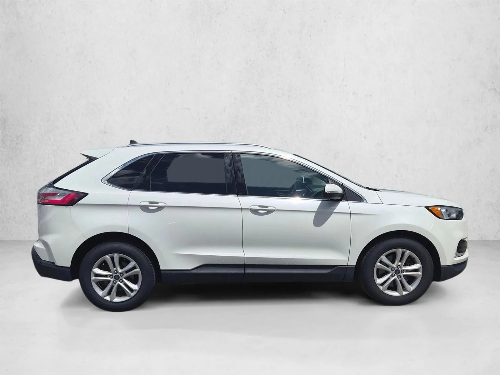 2020 Ford Edge SEL AWD photo 4