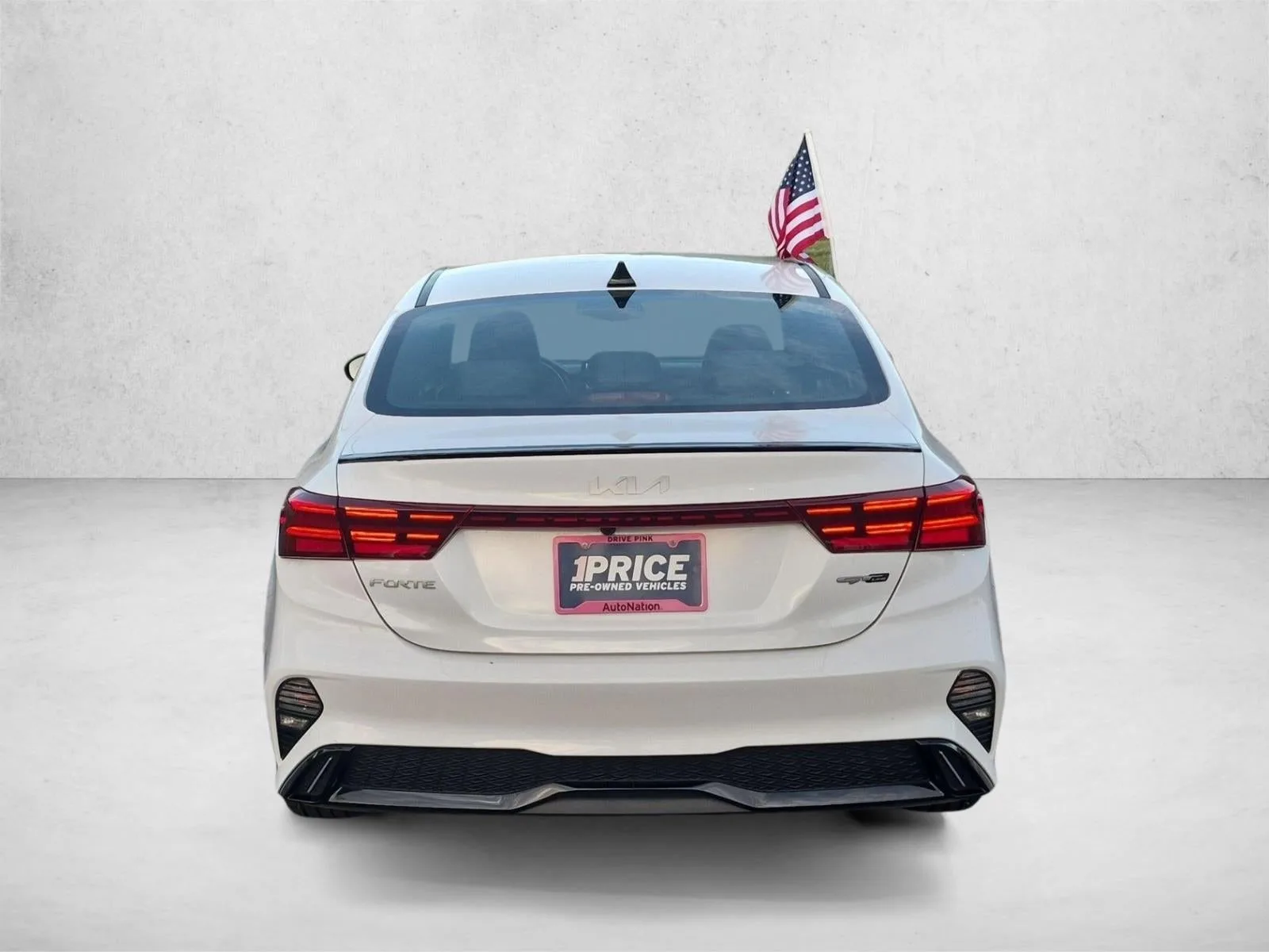 2022 Kia Forte GT-Line photo 7