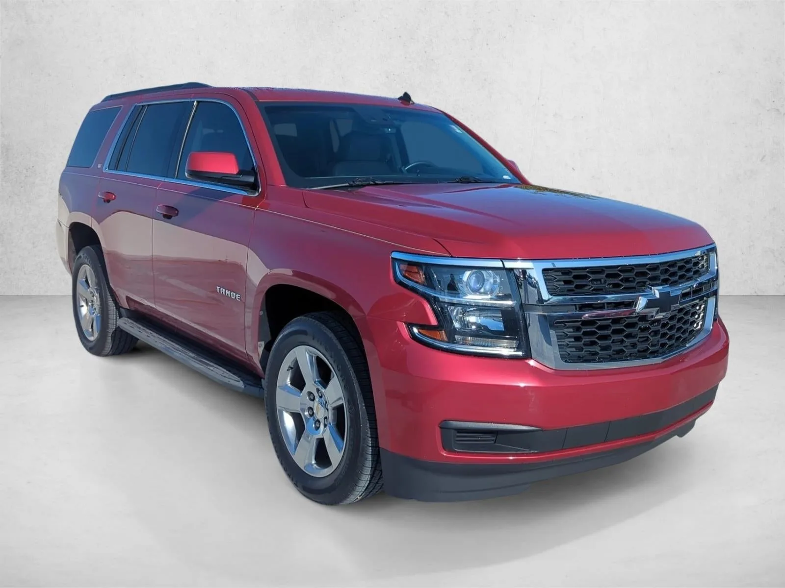 2015 Chevrolet Tahoe 2WD LT photo 3