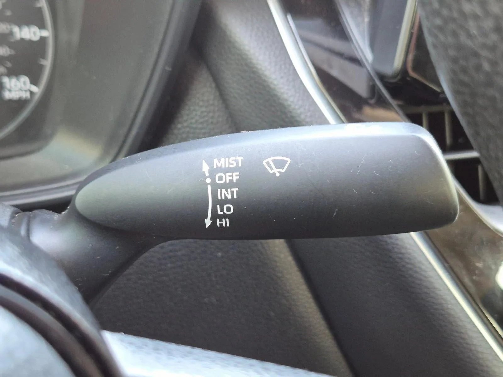 2023 Toyota Corolla Hybrid LE FWD (Natl) photo 7