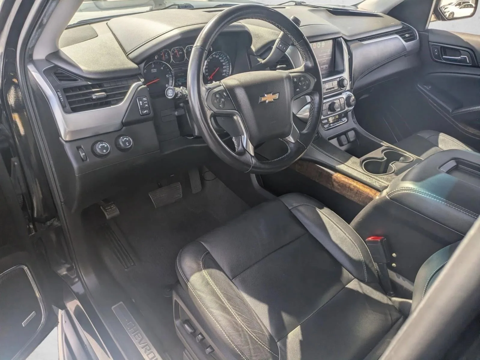 2020 Chevrolet Tahoe 4WD LT photo 9