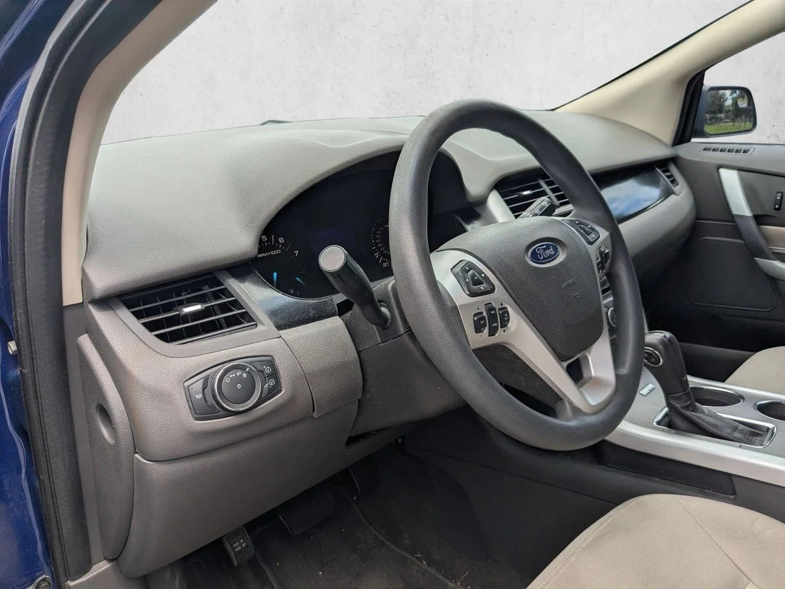 2013 Ford Edge SE photo 8