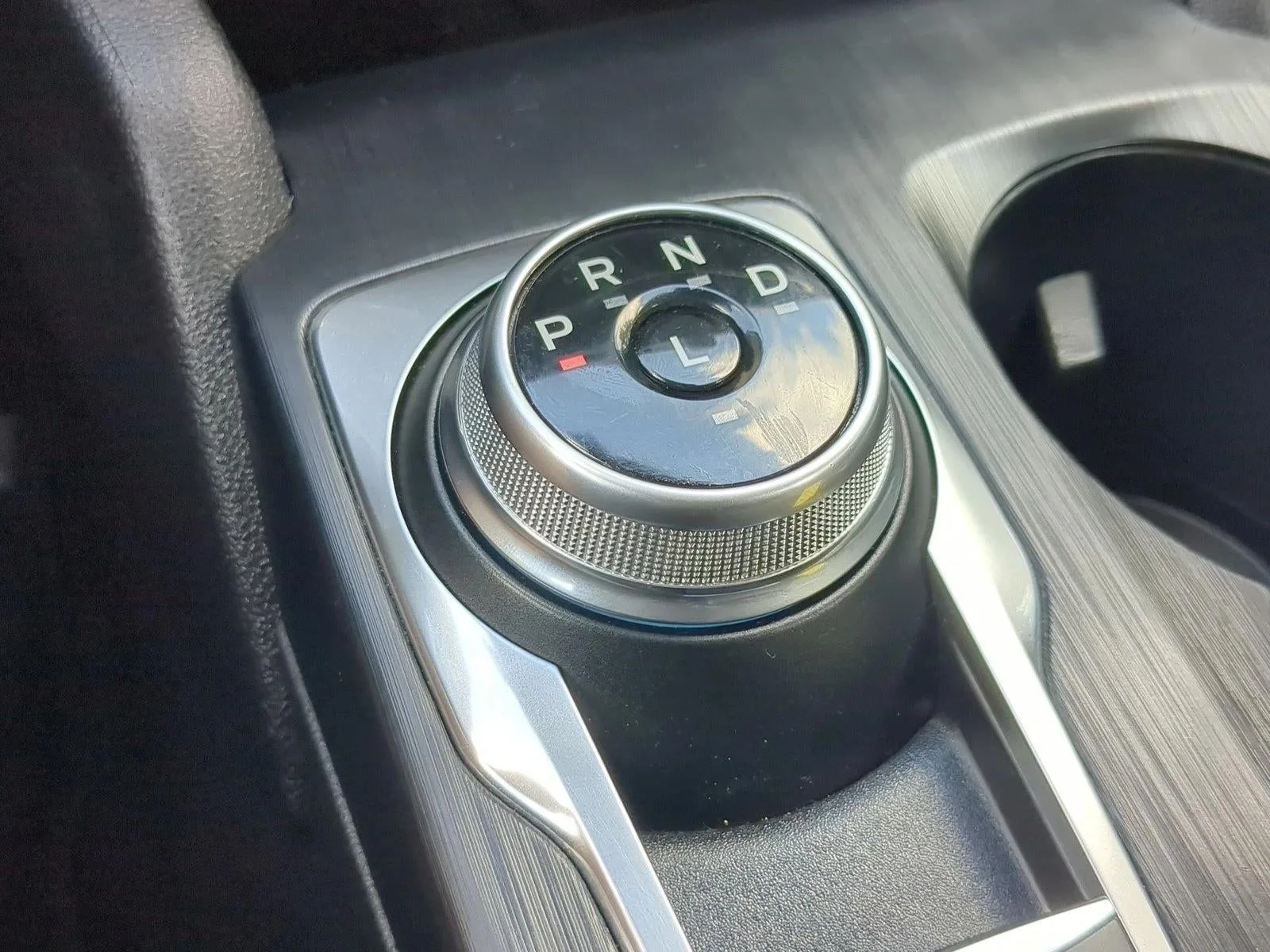 2022 Ford Escape S photo 12