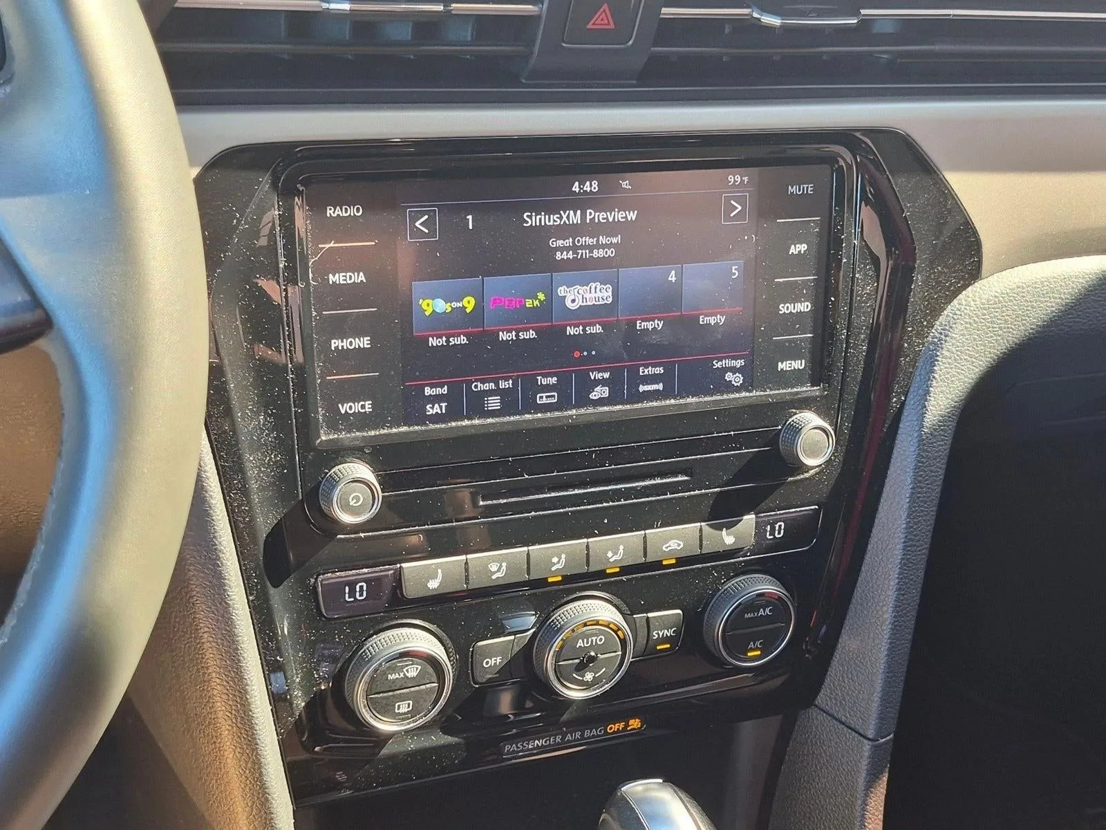 2021 Volkswagen Passat 2.0T SE Auto photo 9