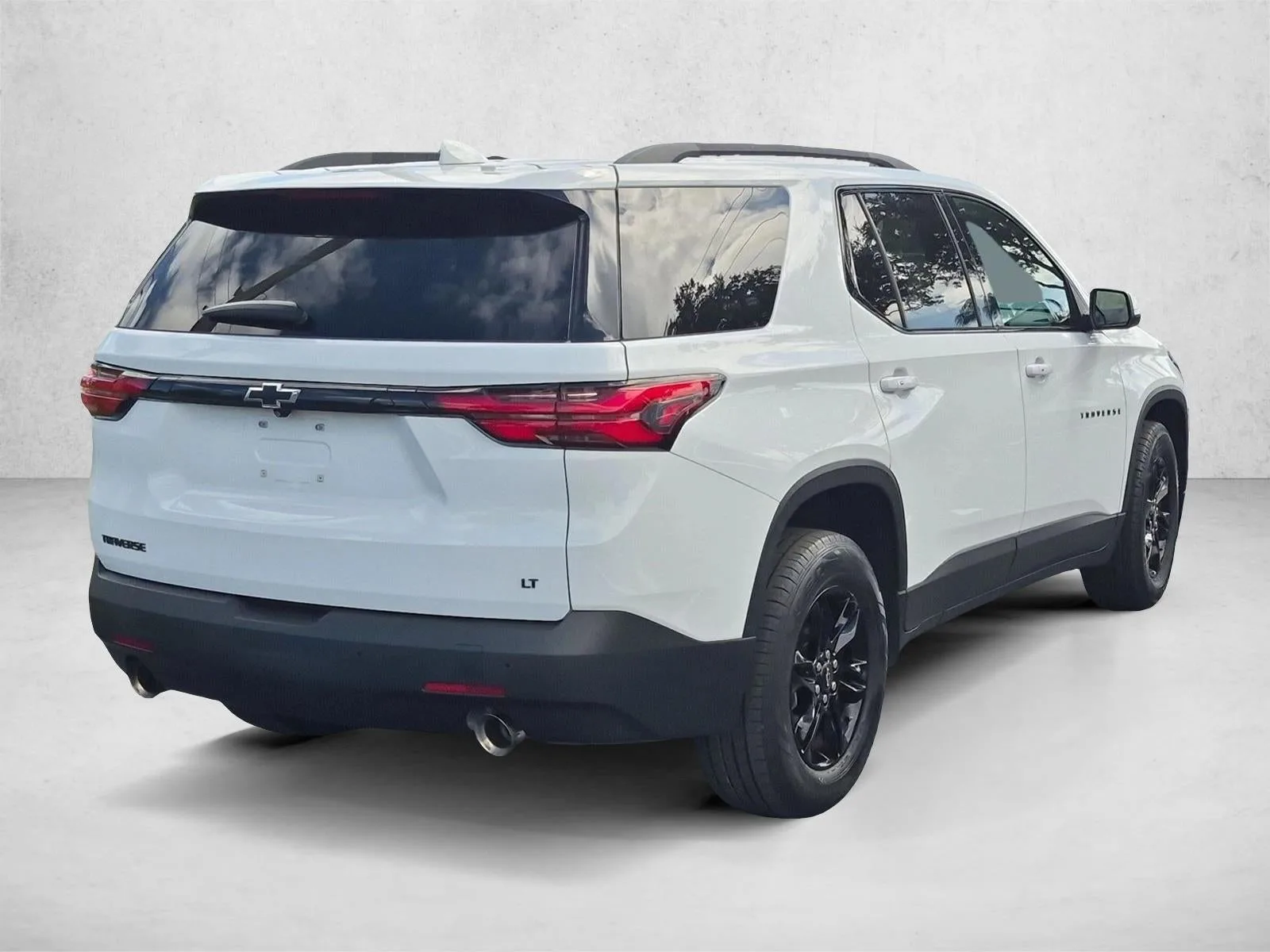2023 Chevrolet Traverse LT Cloth photo 5