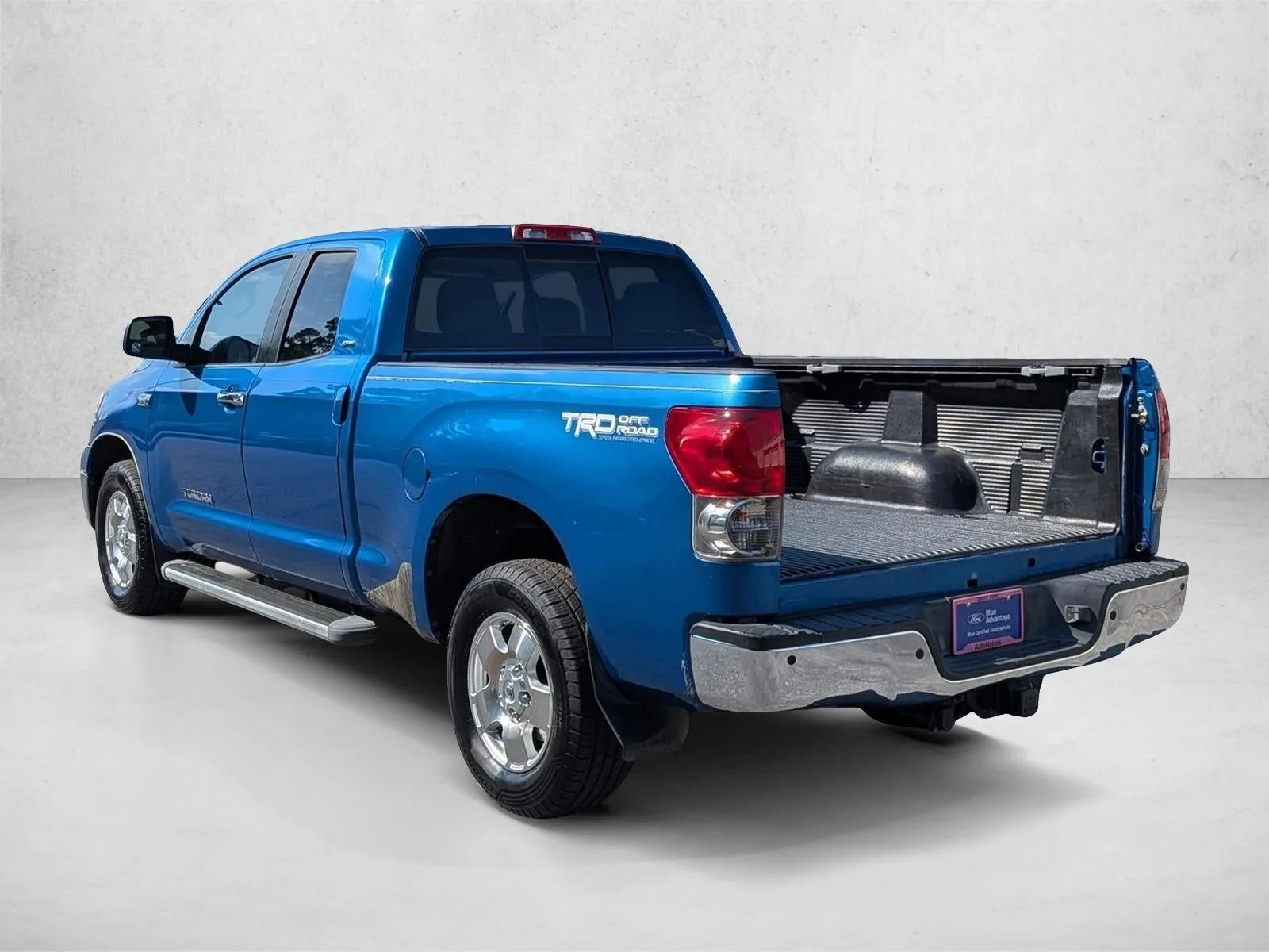 2007 Toyota Tundra 4WD Double Cab Standard Bed 5.7L V8 SR5 (Natl) photo 6
