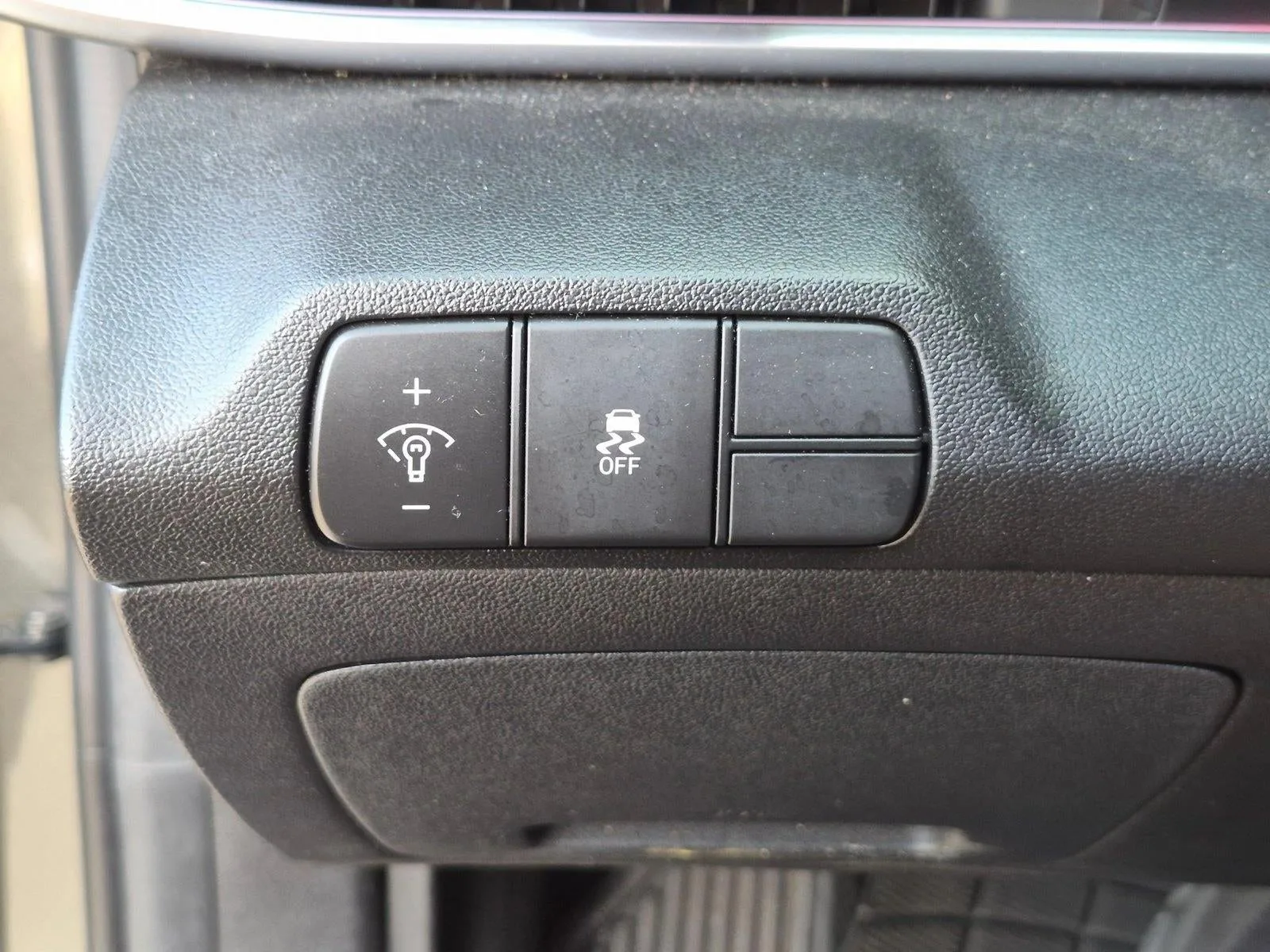 2024 Hyundai ELANTRA SEL IVT photo 11
