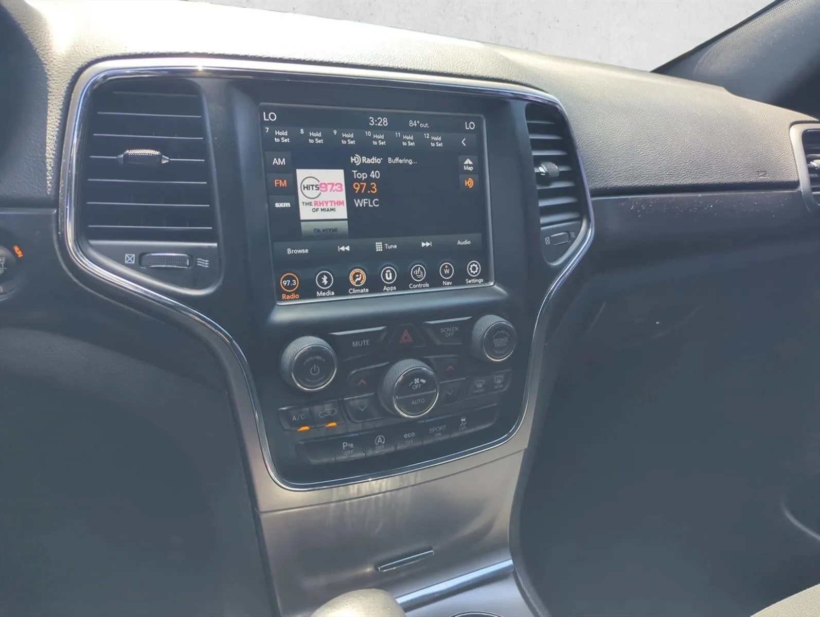 2018 Jeep Grand Cherokee Upland 4x4 *Ltd Avail* photo 13