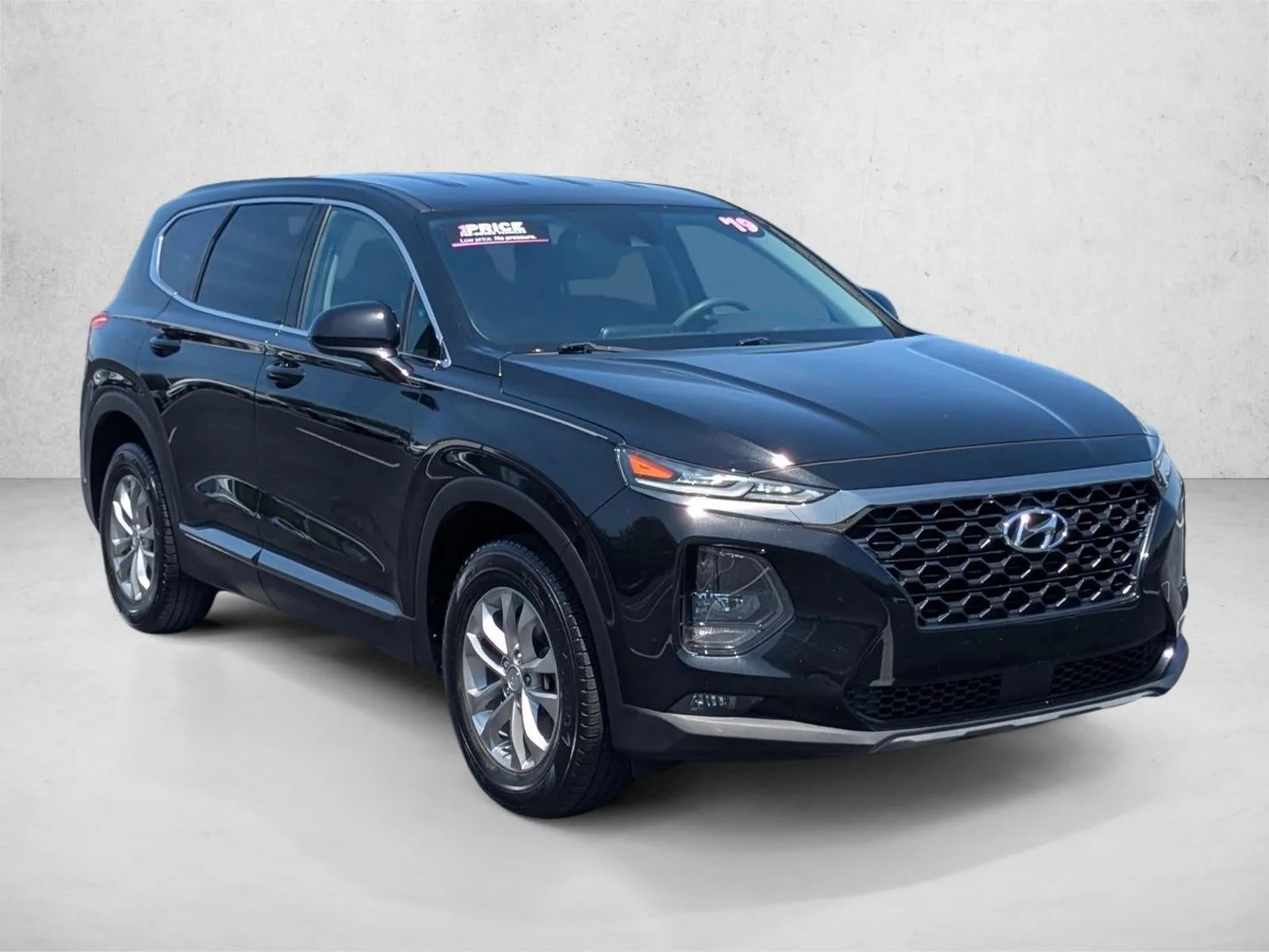 2019 Hyundai SANTA FE SEL 2.4L Auto FWD photo 3