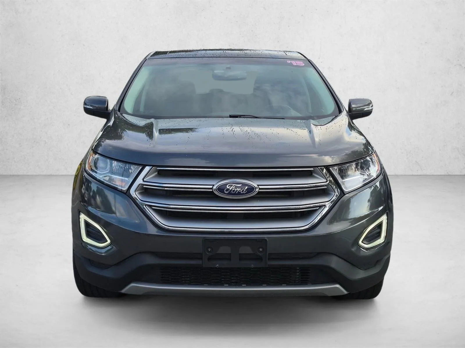2015 Ford Edge 4dr SEL AWD photo 2