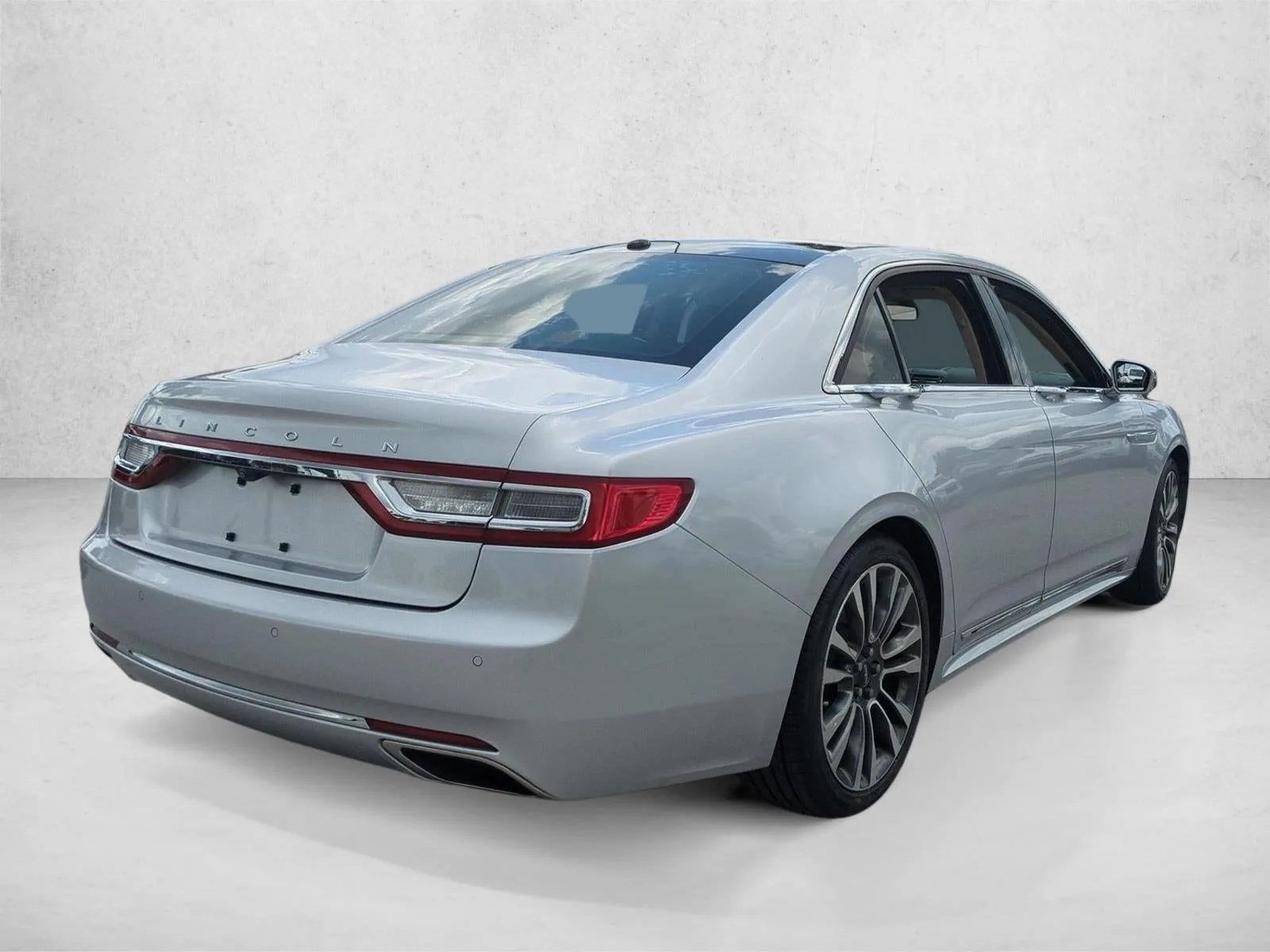 2017 Lincoln Continental Reserve FWD photo 5