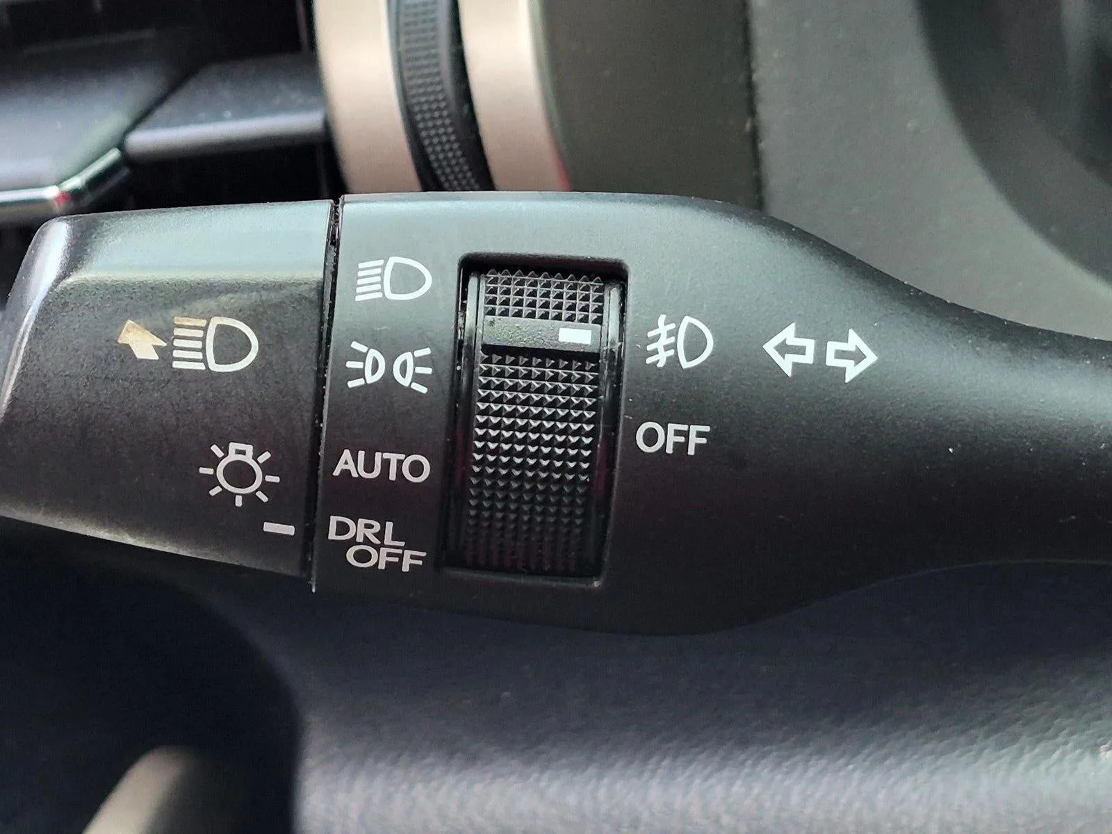 2015 Lexus IS 250 4dr Sport Sdn RWD photo 10